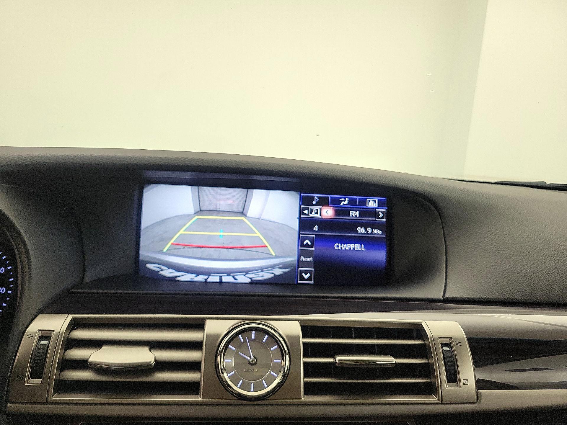 Thumbnail: 2015 Lexus LS - 15
