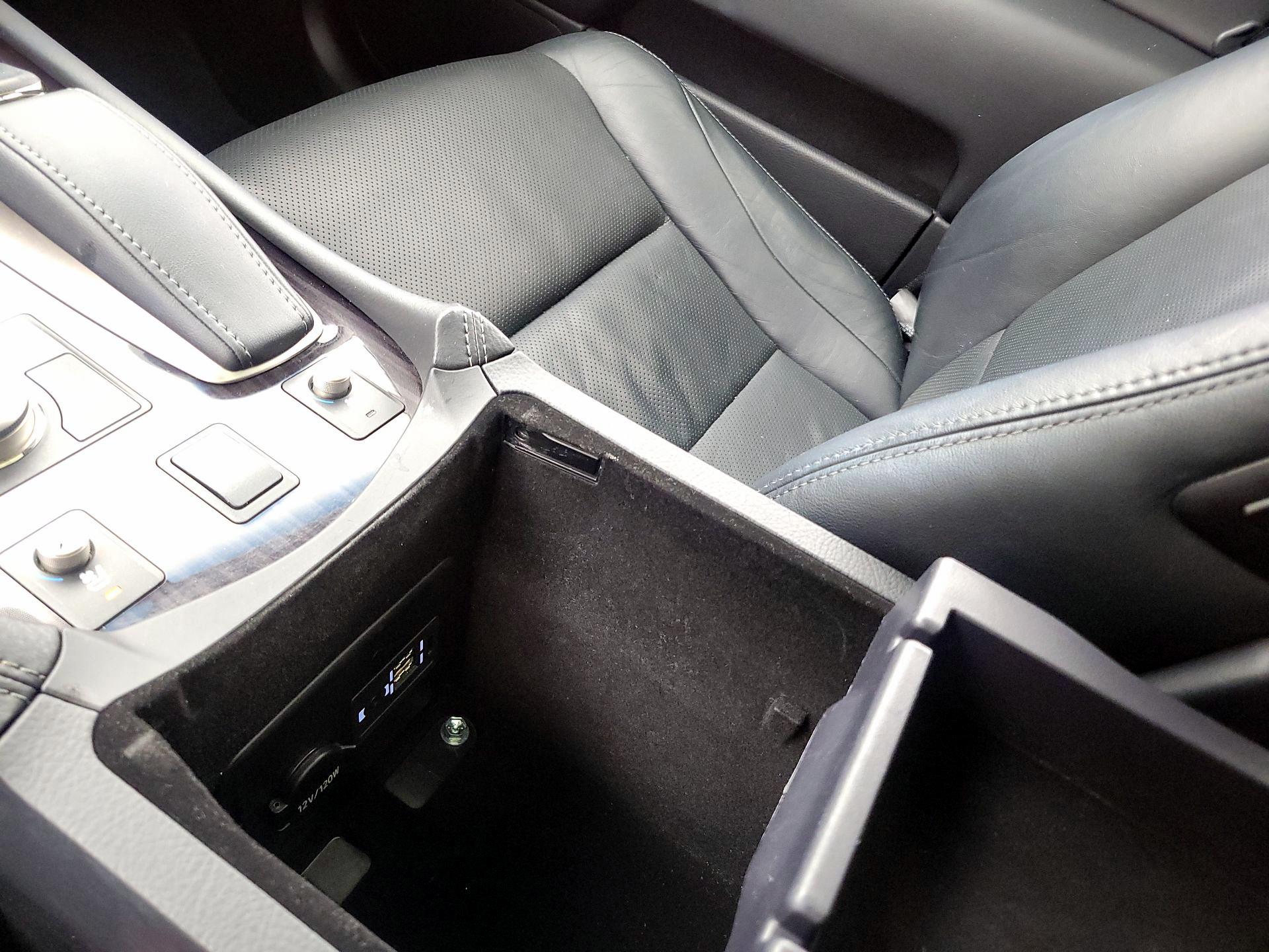 Thumbnail: 2015 Lexus LS - 19