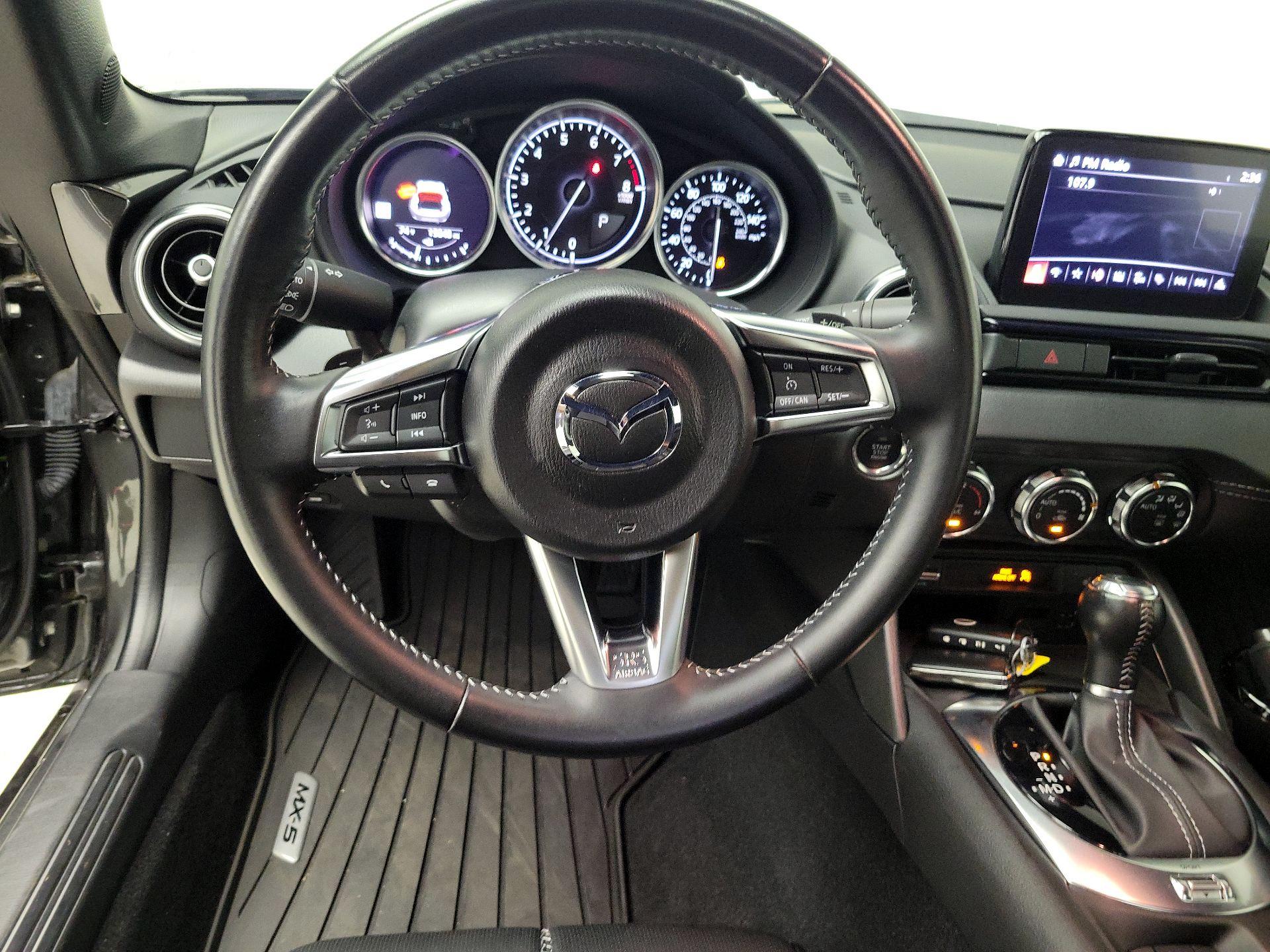 Thumbnail: 2021 Mazda MX-5 Miata - 10