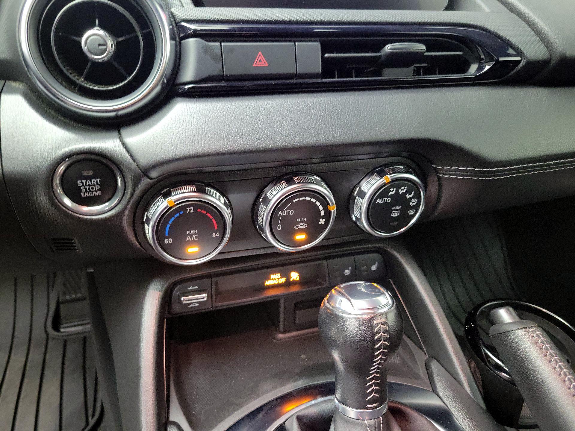 Thumbnail: 2021 Mazda MX-5 Miata - 16