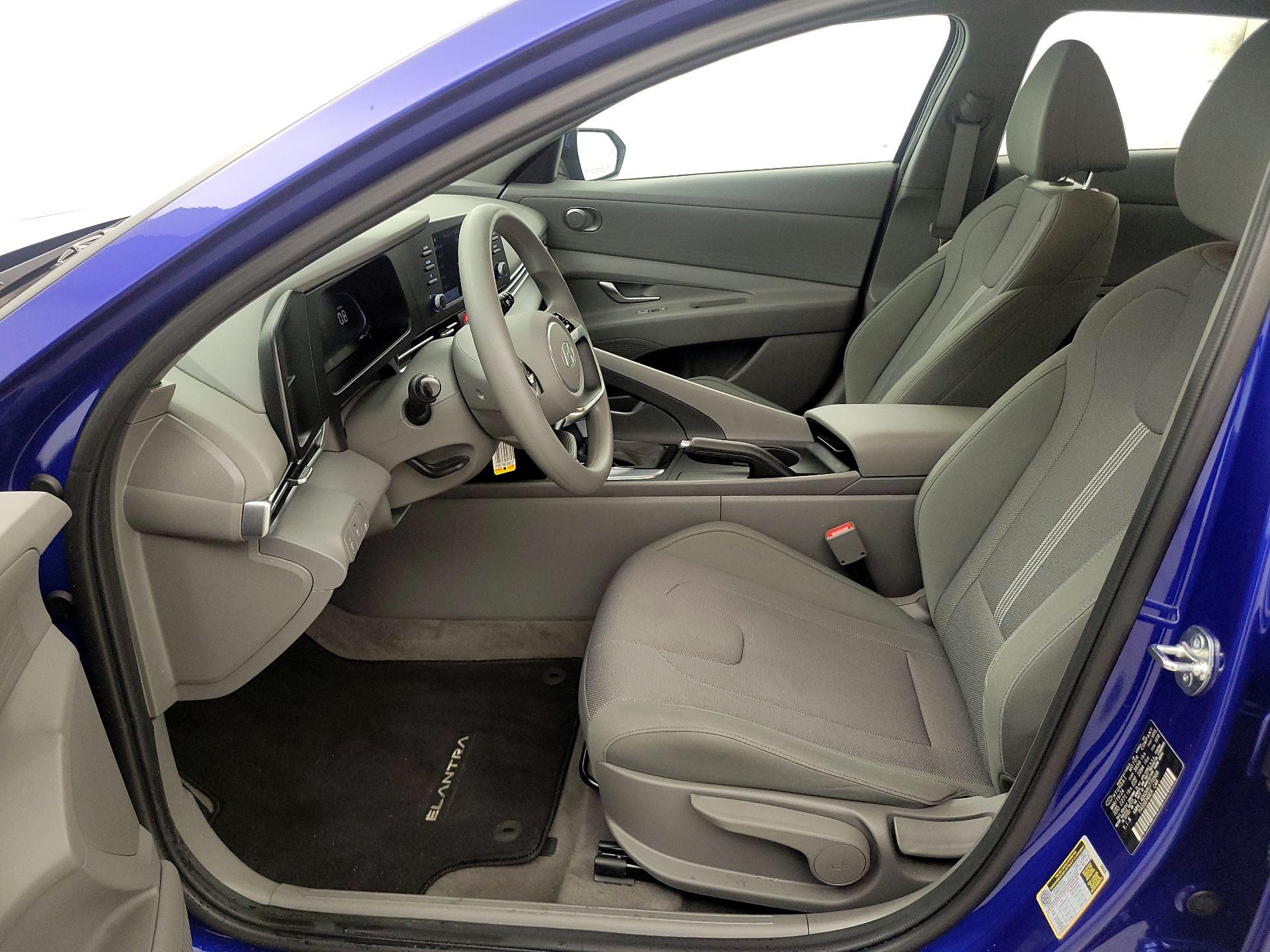 Thumbnail: 2024 Hyundai Elantra - 11