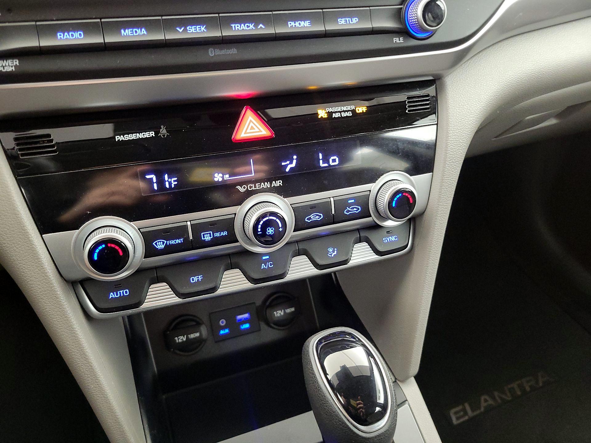 Thumbnail: 2020 Hyundai Elantra - 14