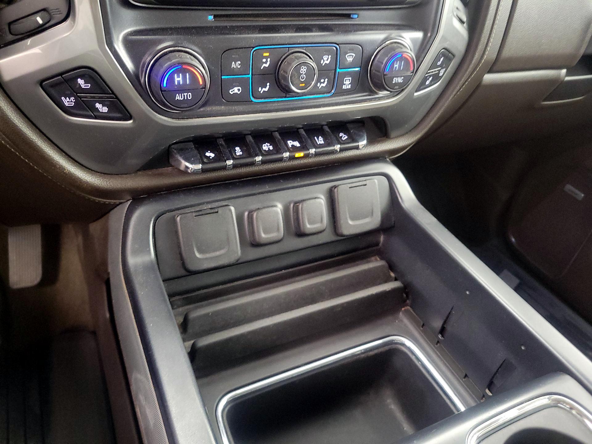 Thumbnail: 2014 Chevrolet Silverado 1500 - 17