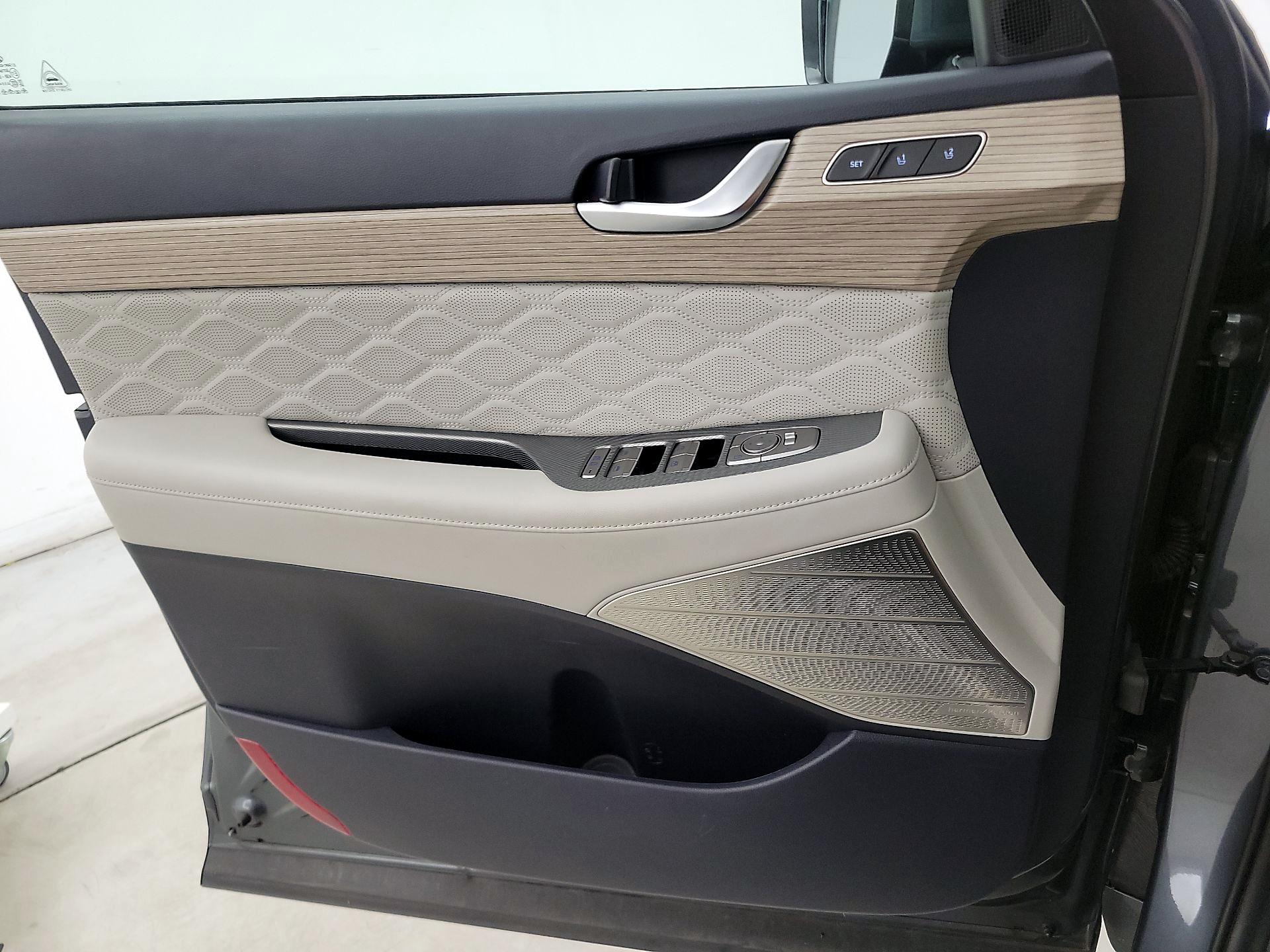 Thumbnail: 2022 Hyundai Palisade - 12