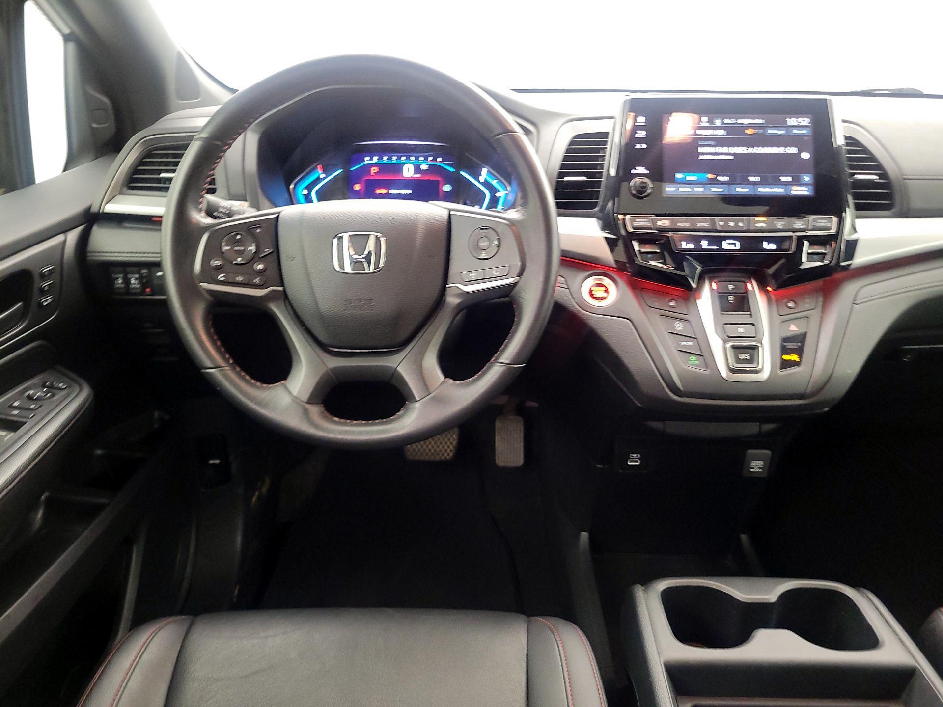 Thumbnail: 2023 Honda Odyssey - 10