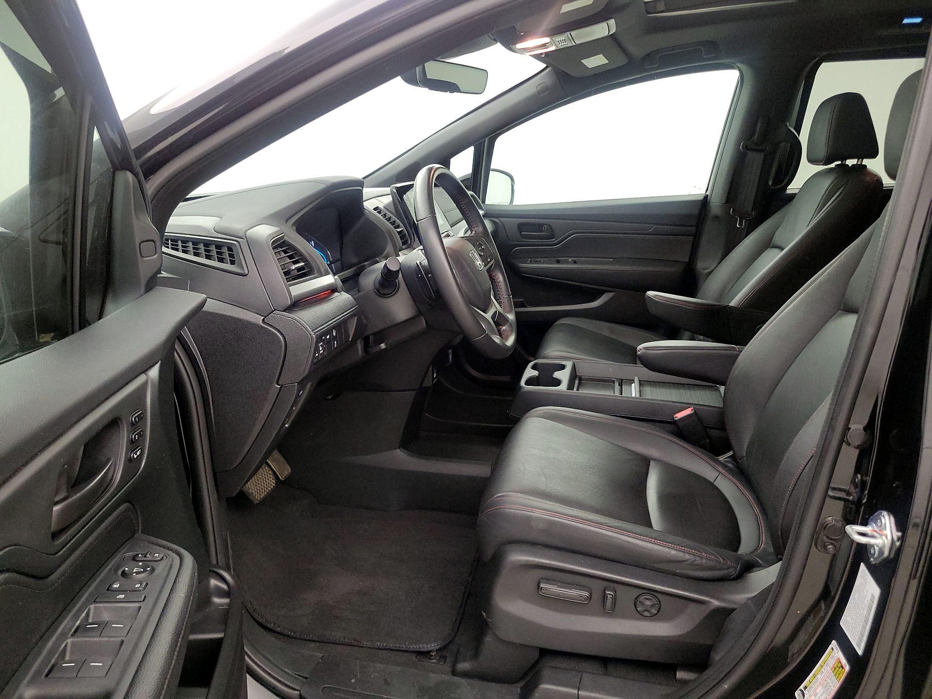 Thumbnail: 2023 Honda Odyssey - 11