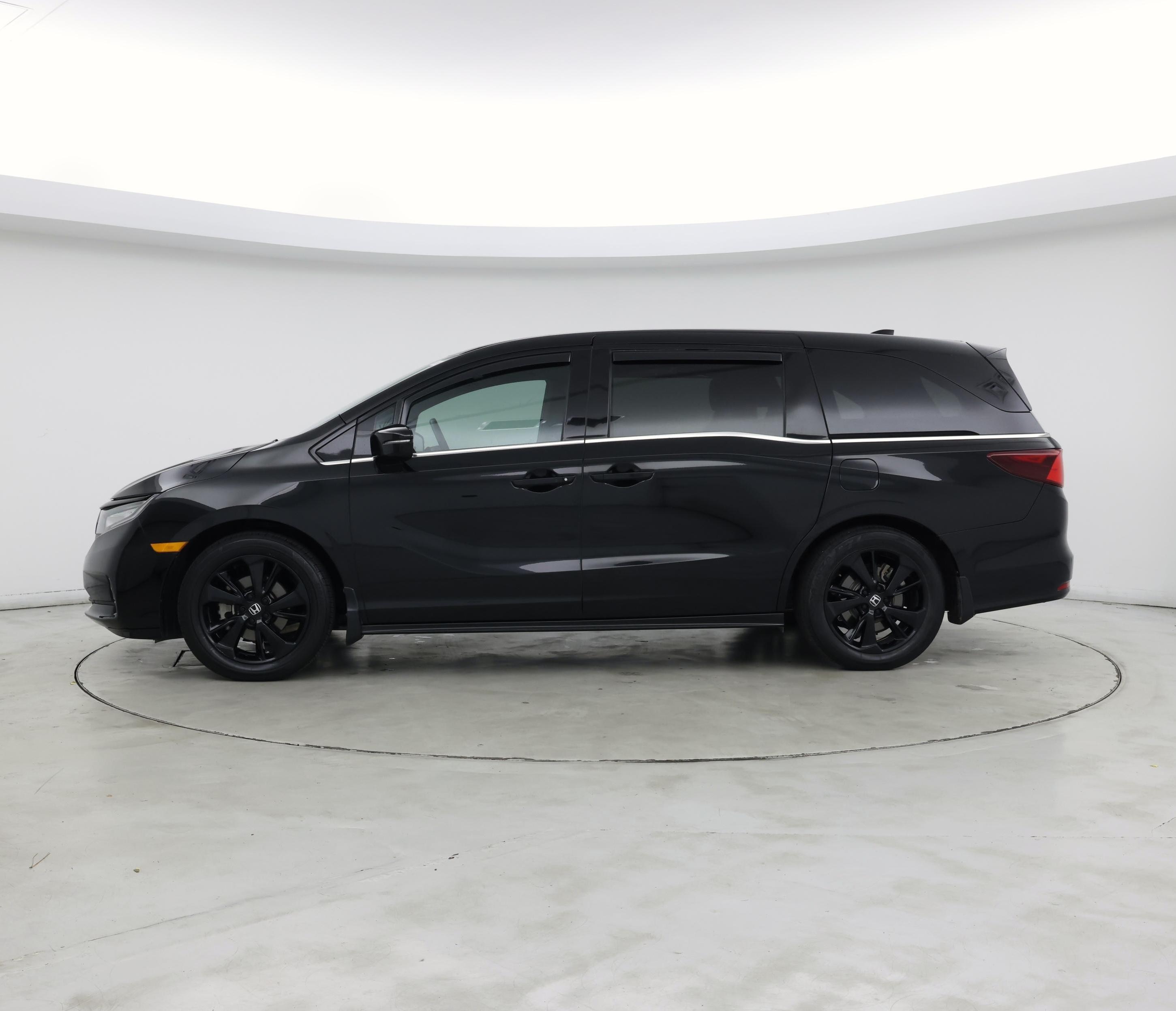 Thumbnail: 2023 Honda Odyssey - 3