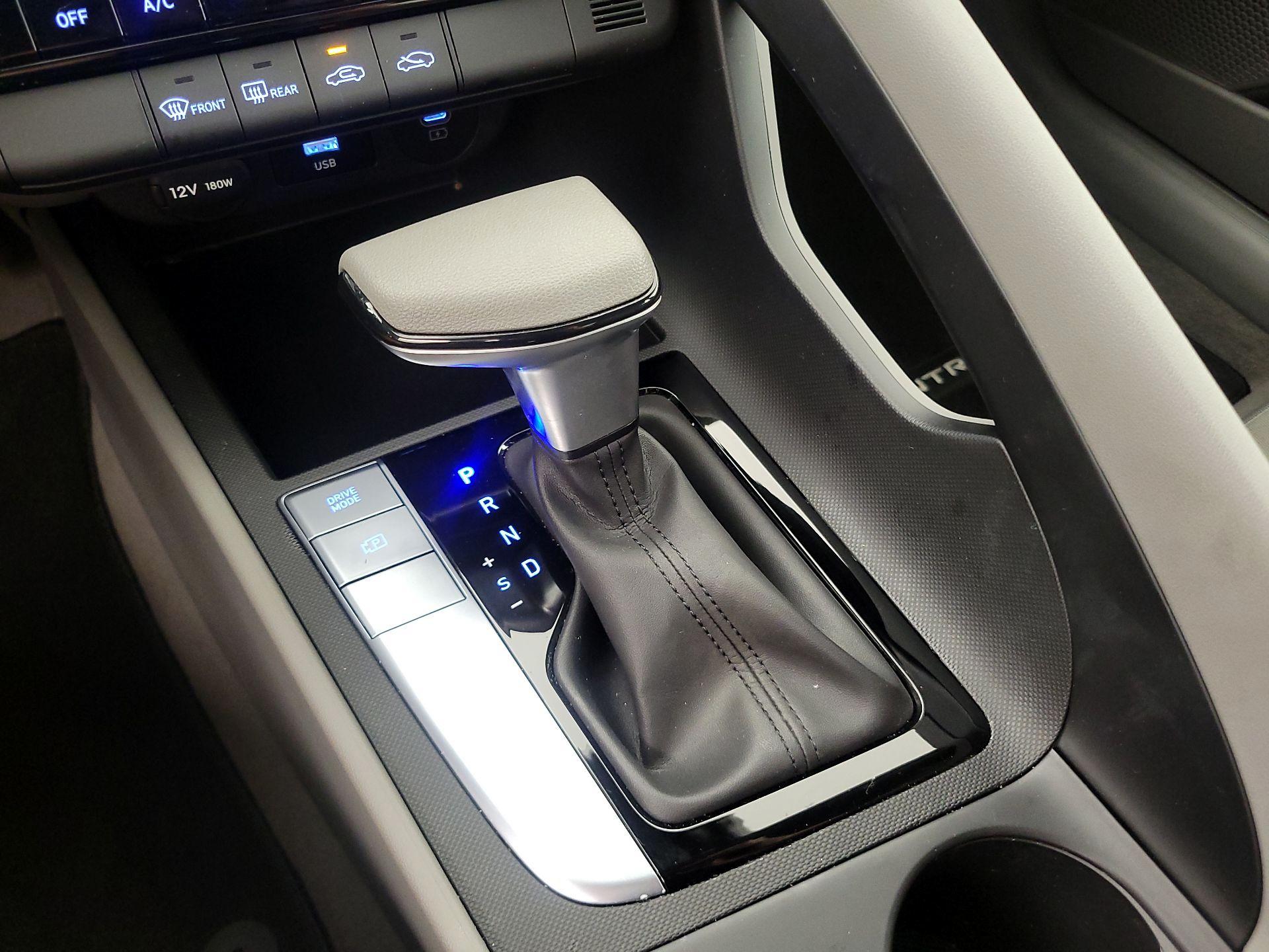 Thumbnail: 2024 Hyundai Elantra - 18