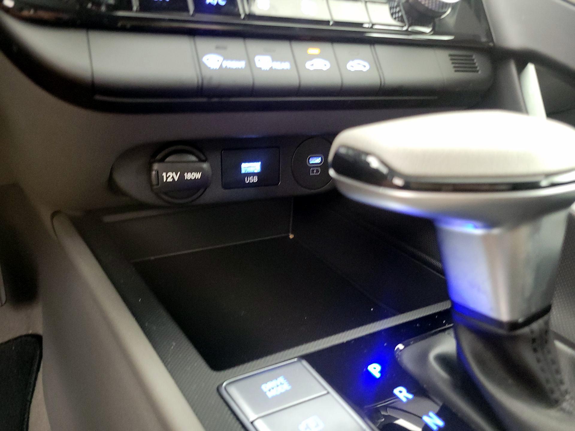 Thumbnail: 2024 Hyundai Elantra - 19