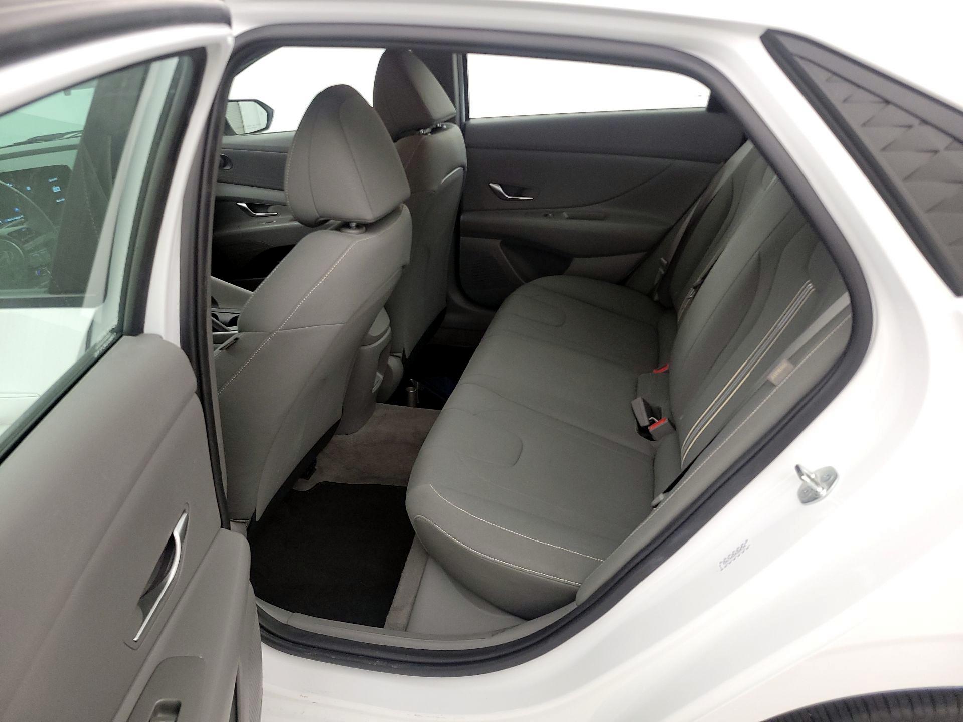 Thumbnail: 2024 Hyundai Elantra - 20