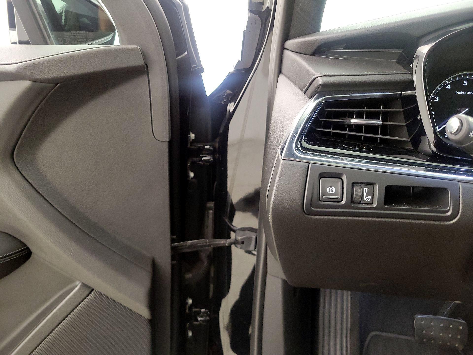 Thumbnail: 2020 Cadillac XT6 - 13