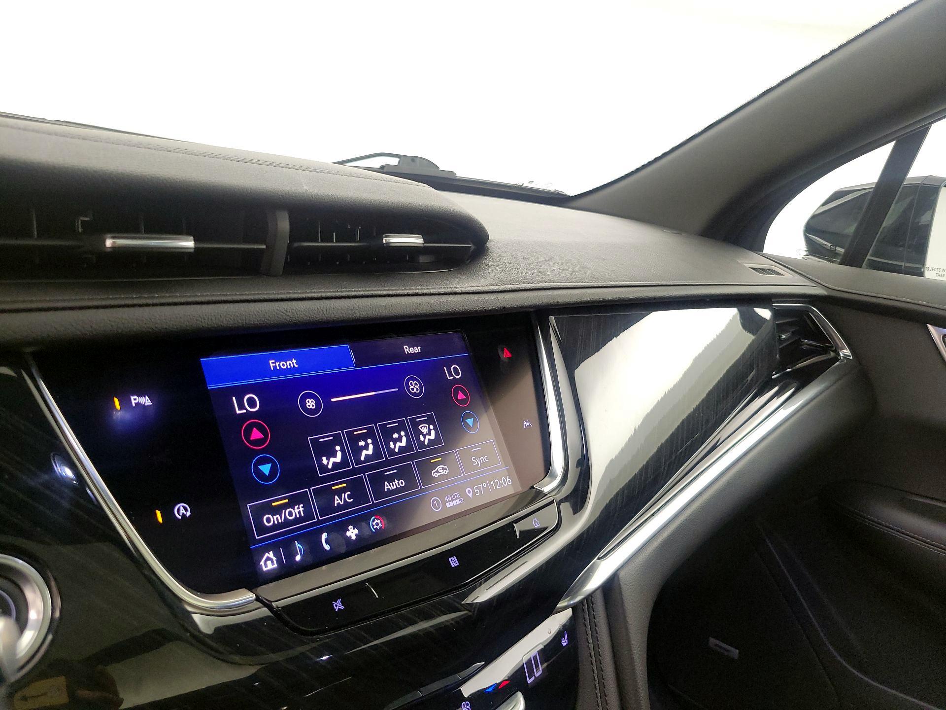 Thumbnail: 2020 Cadillac XT6 - 16