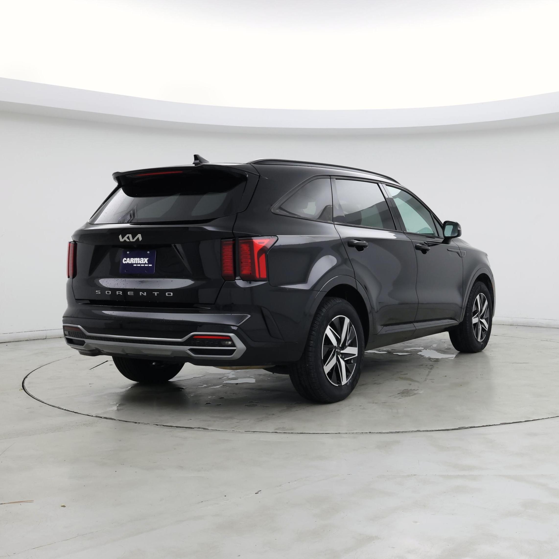 Thumbnail: 2022 Kia Sorento - 8