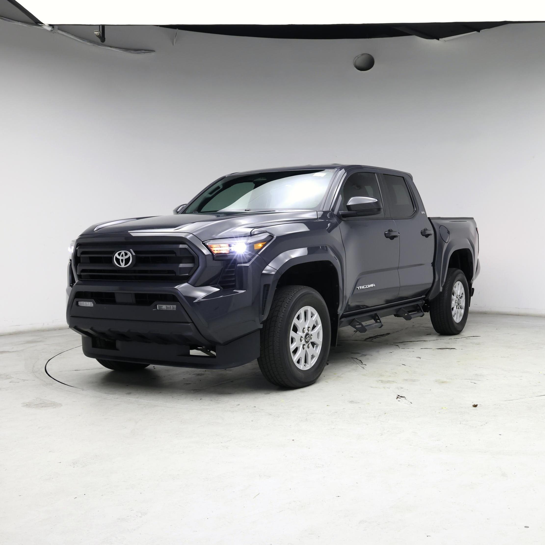 Thumbnail: 2024 Toyota Tacoma - 4