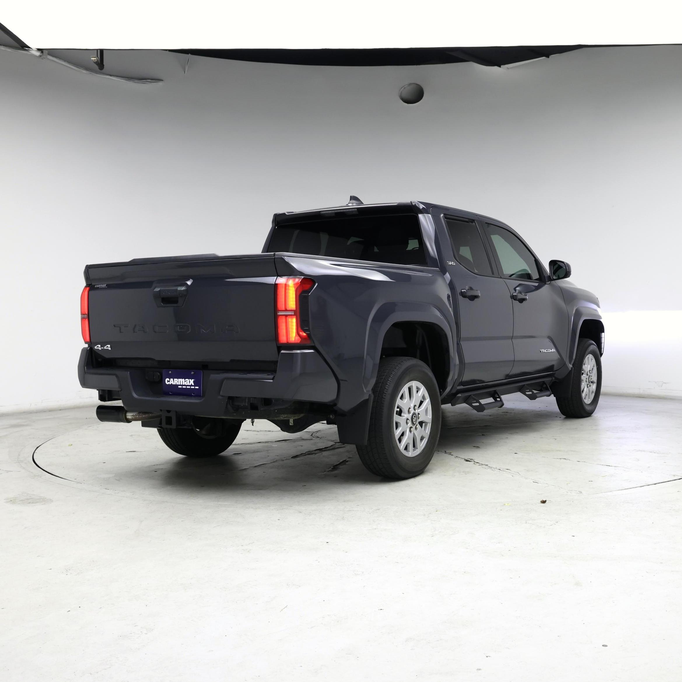 Thumbnail: 2024 Toyota Tacoma - 8