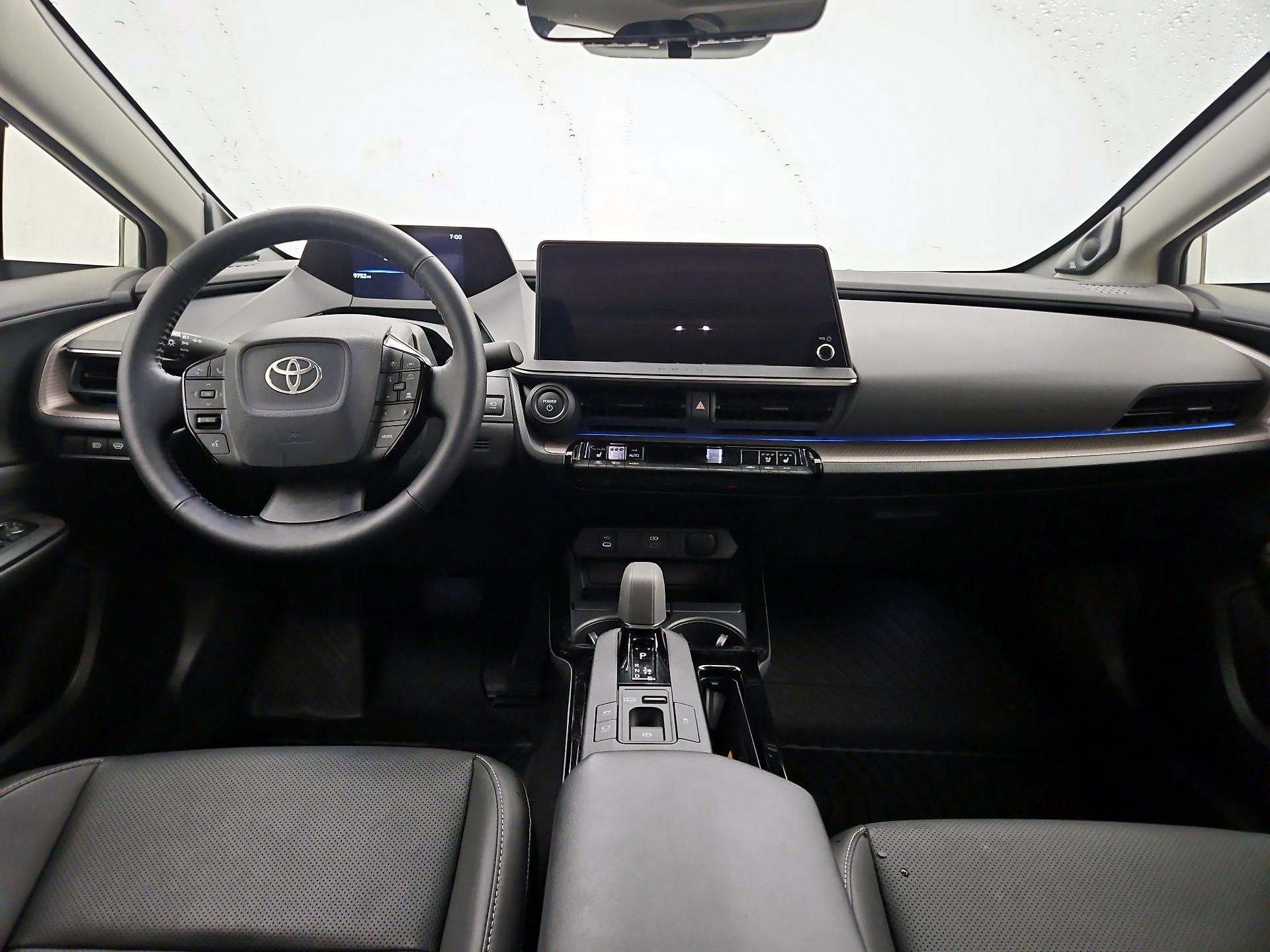 Thumbnail: 2024 Toyota Prius - 9