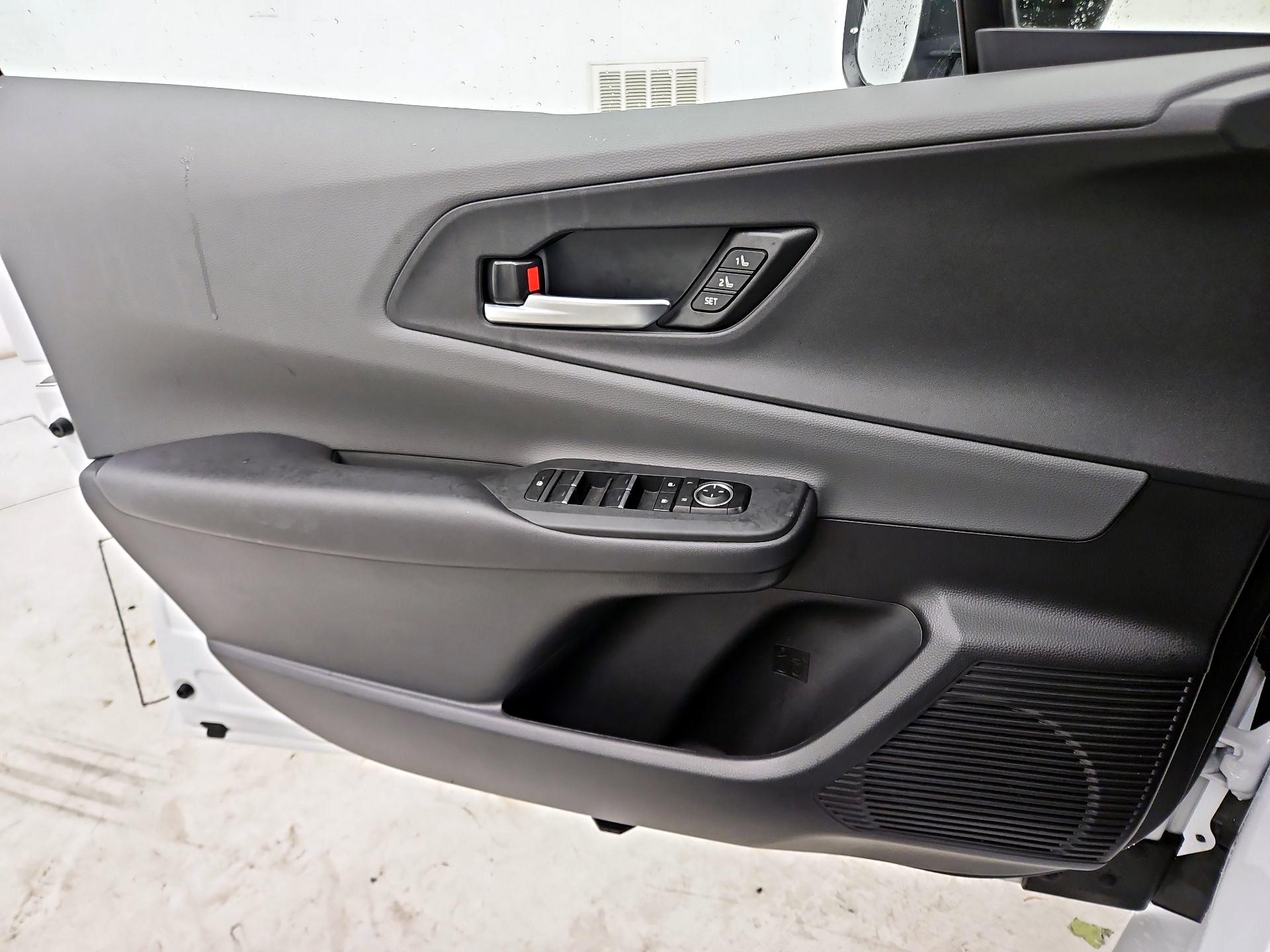 Thumbnail: 2024 Toyota Prius - 12