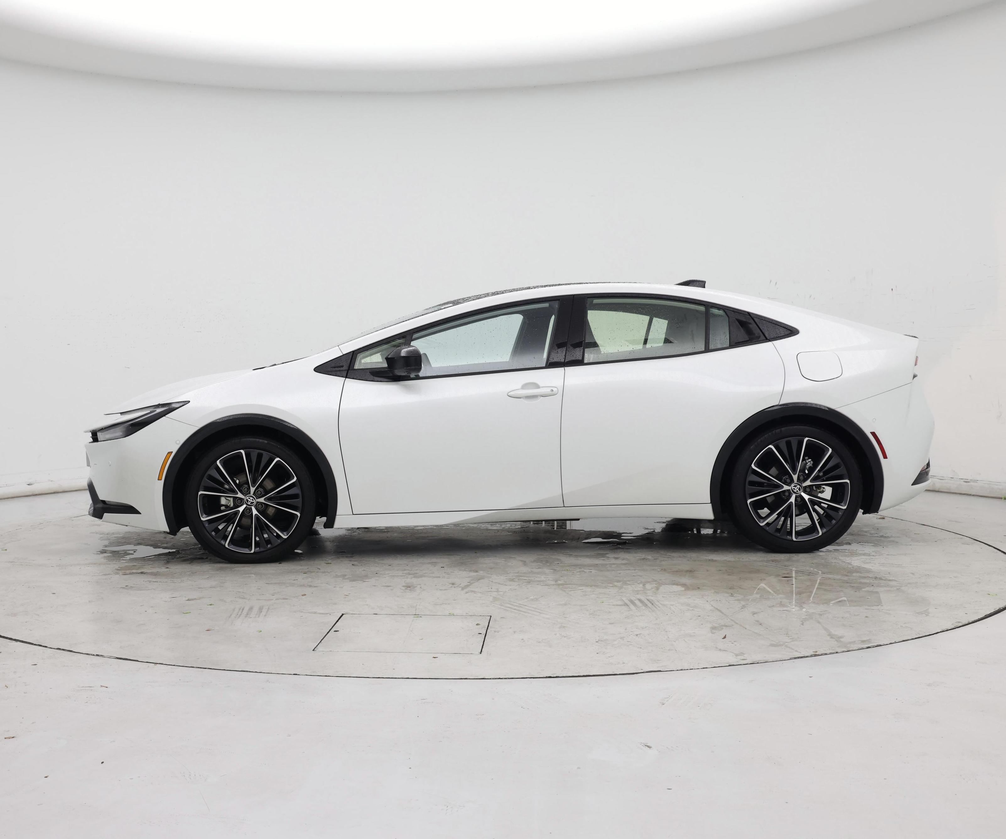 Thumbnail: 2024 Toyota Prius - 3