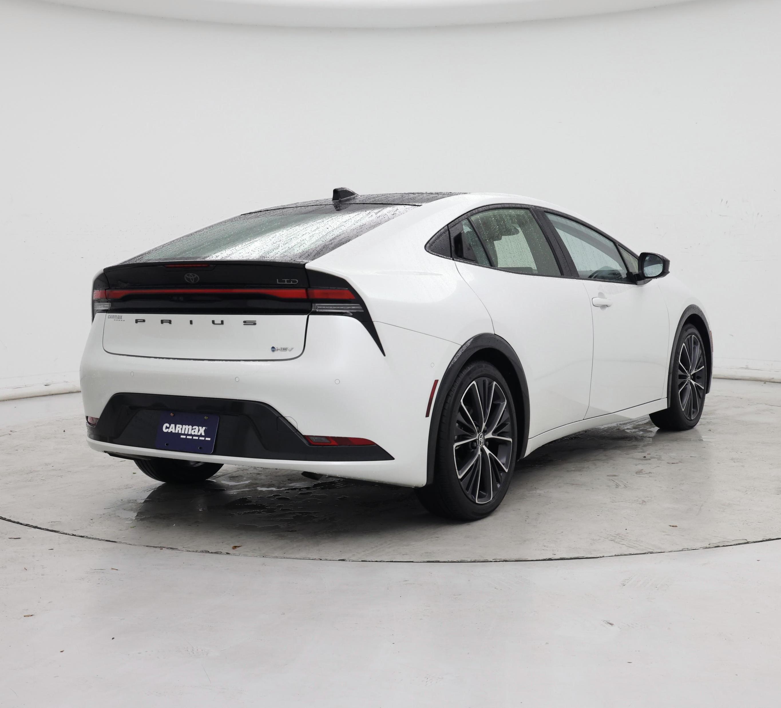 Thumbnail: 2024 Toyota Prius - 8