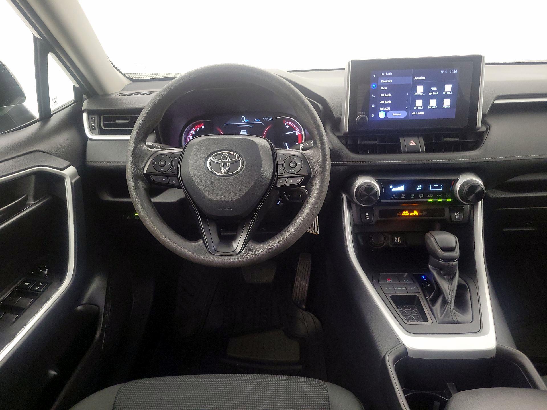 Thumbnail: 2024 Toyota RAV4 - 10