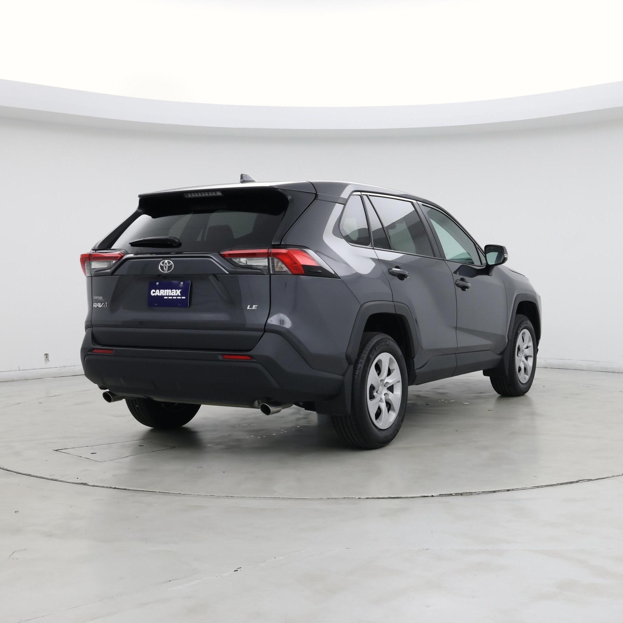 Thumbnail: 2024 Toyota RAV4 - 8