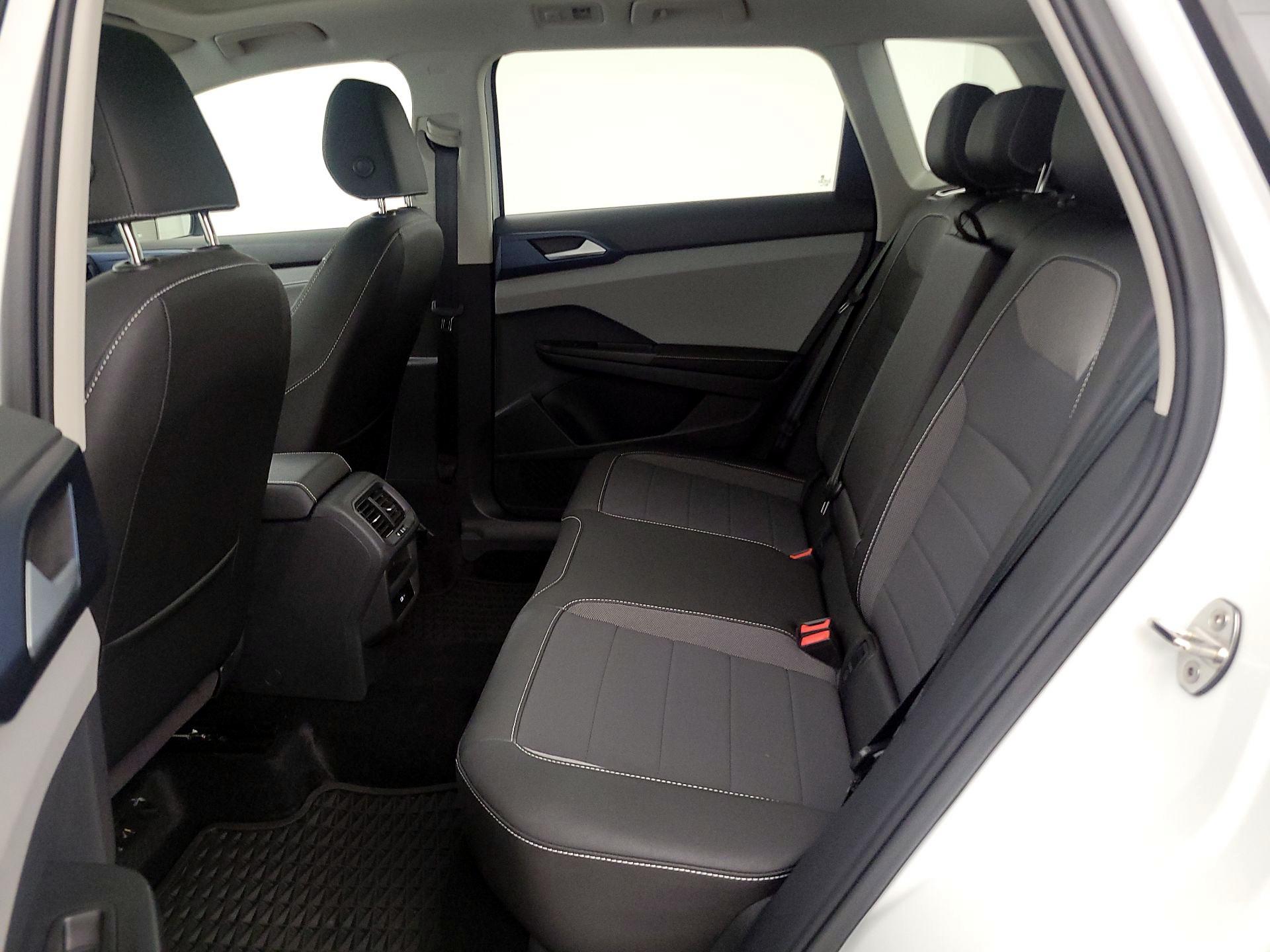 Thumbnail: 2024 Volkswagen Taos - 20