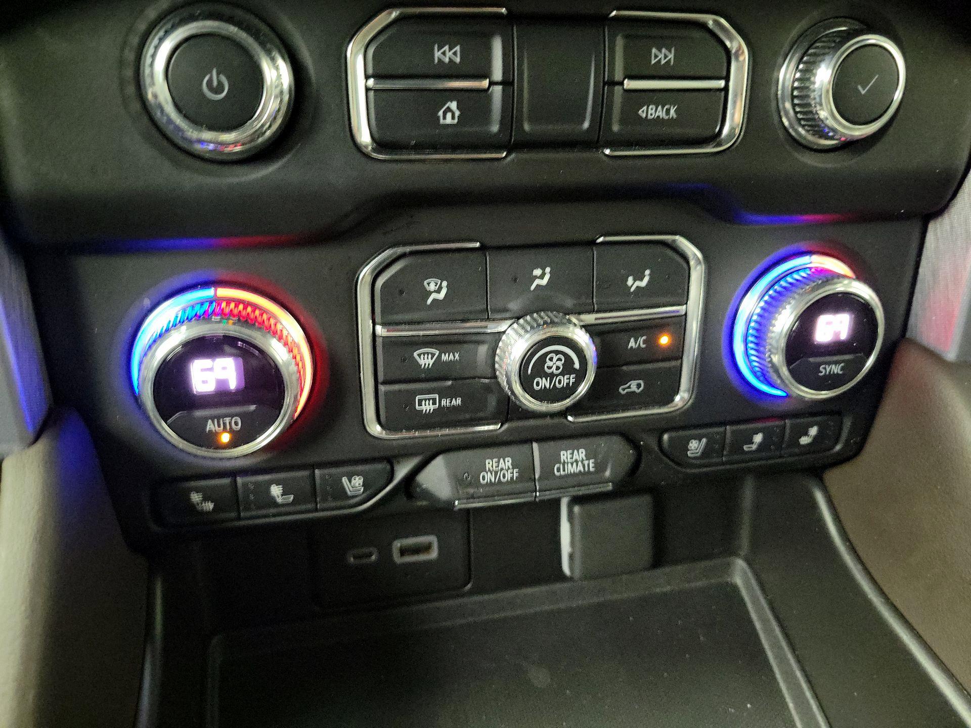 Thumbnail: 2021 GMC Yukon - 17