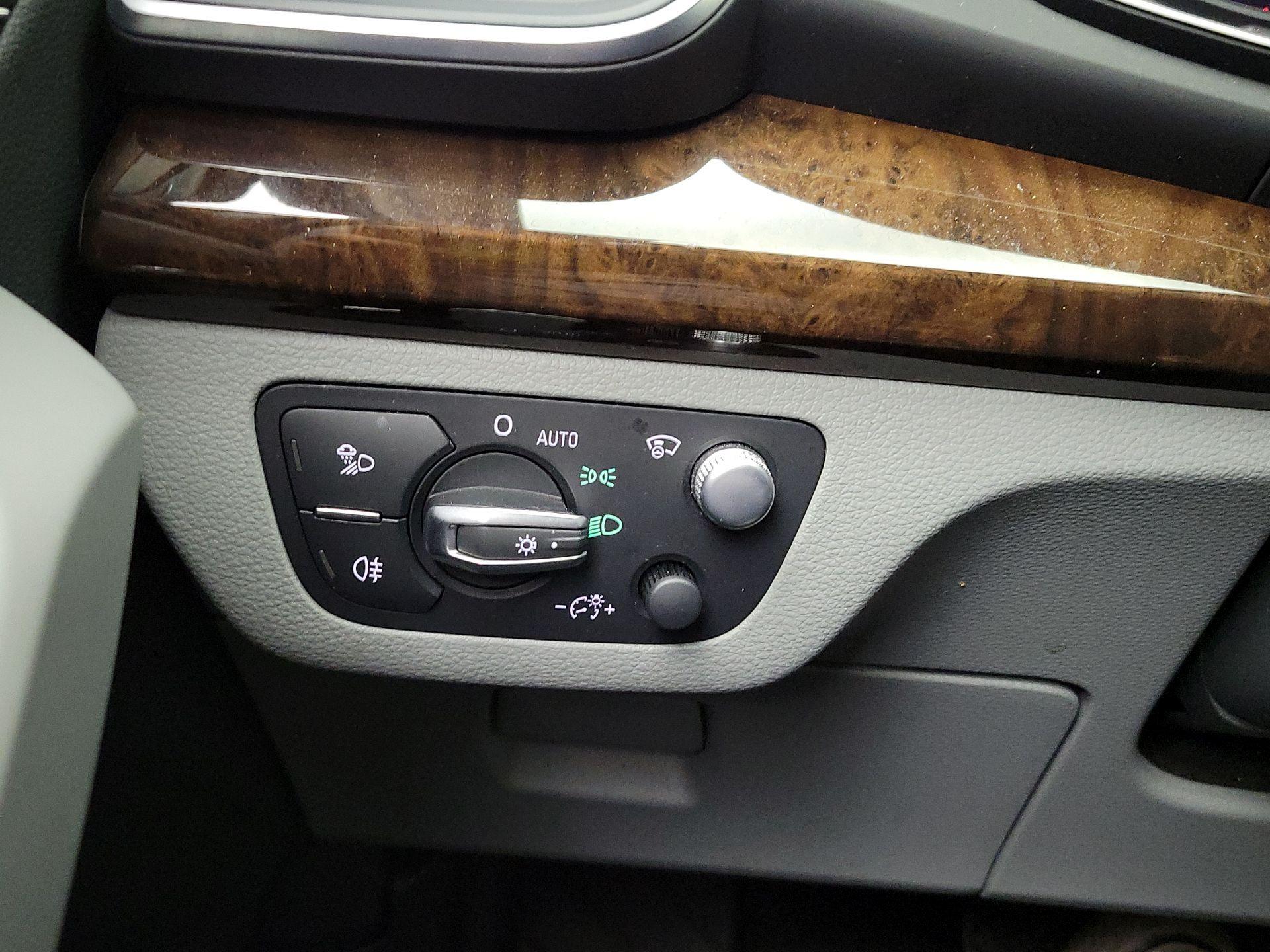 Thumbnail: 2020 Audi Q5 - 13