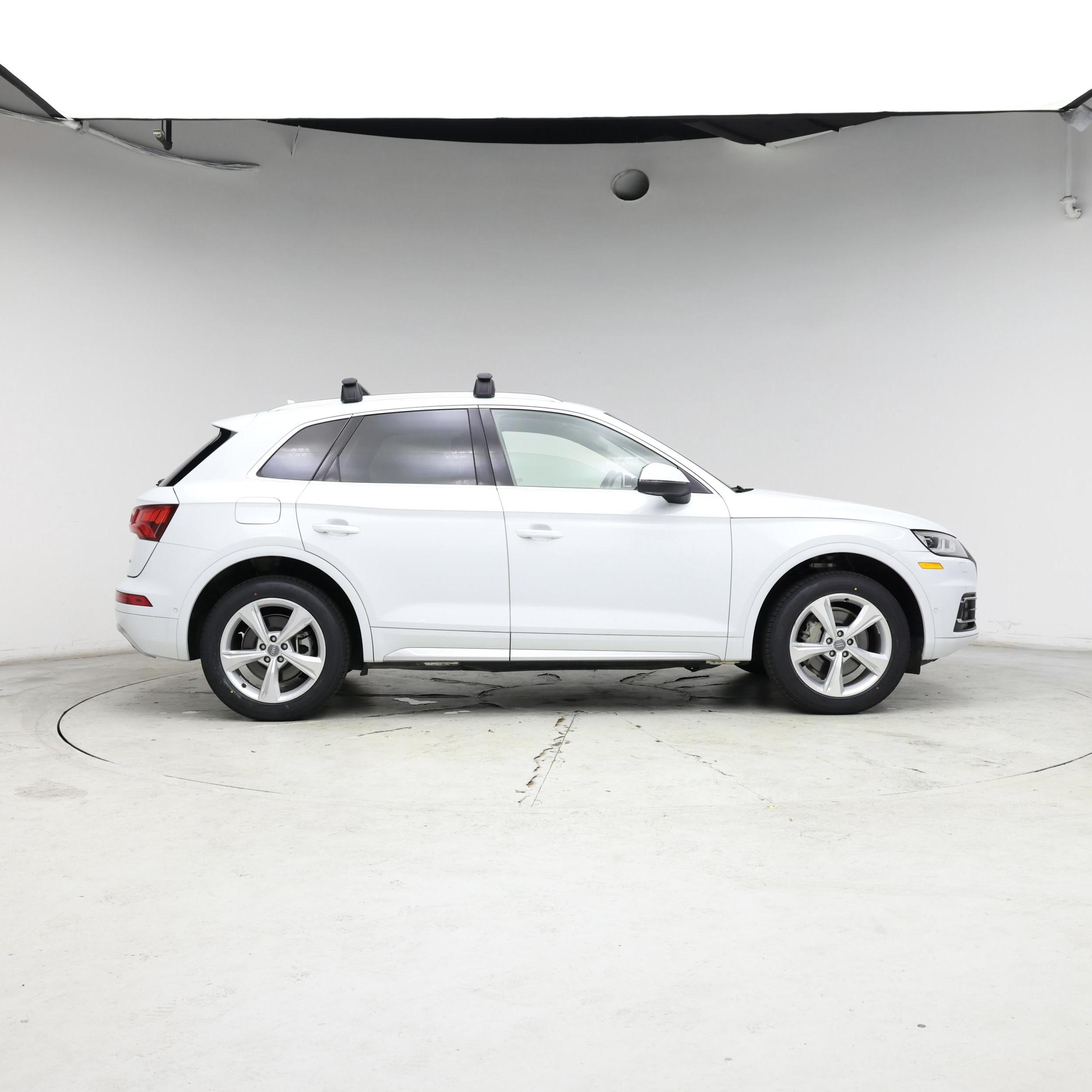 Thumbnail: 2020 Audi Q5 - 7