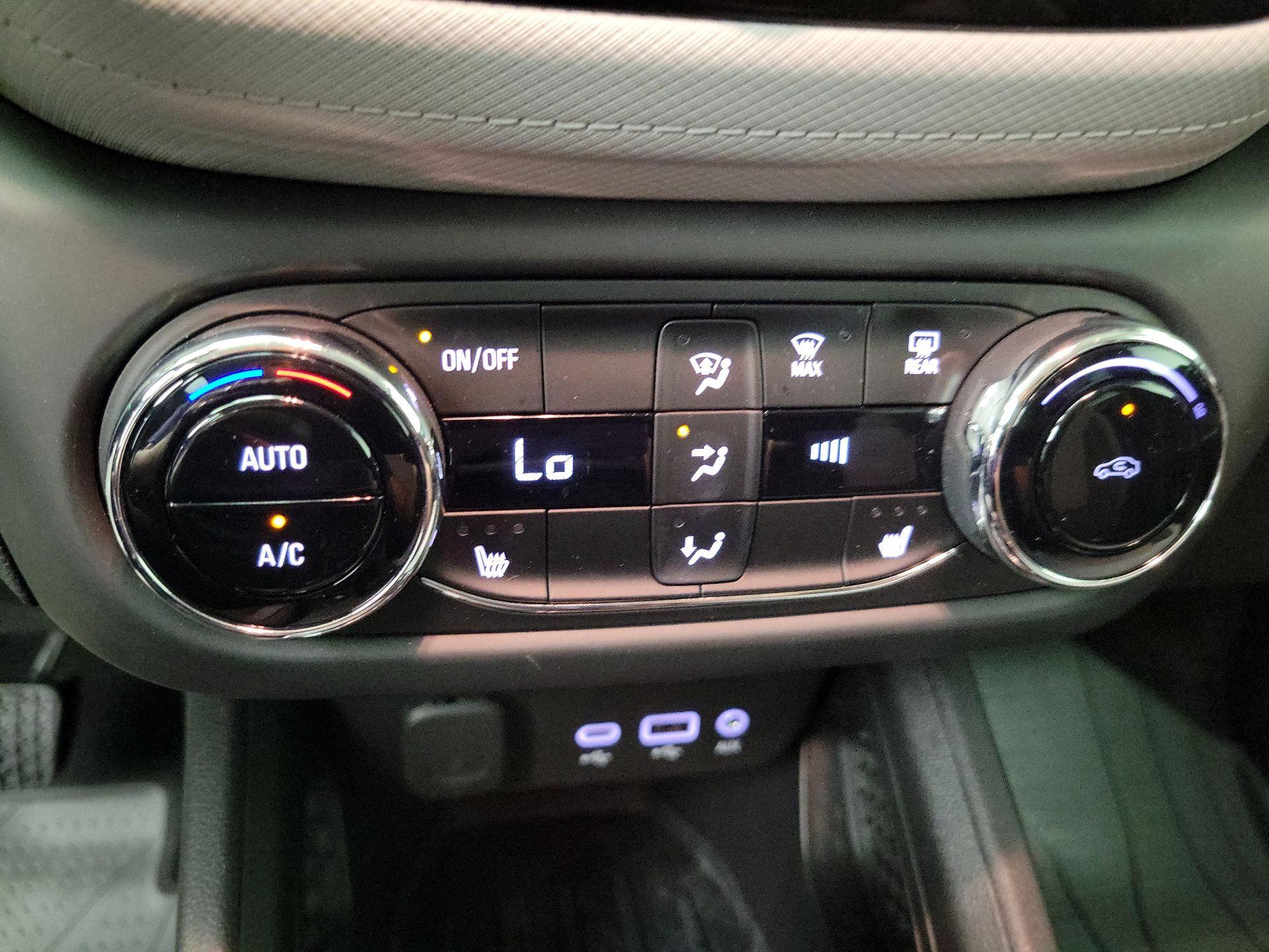 Thumbnail: 2021 Chevrolet TrailBlazer - 16