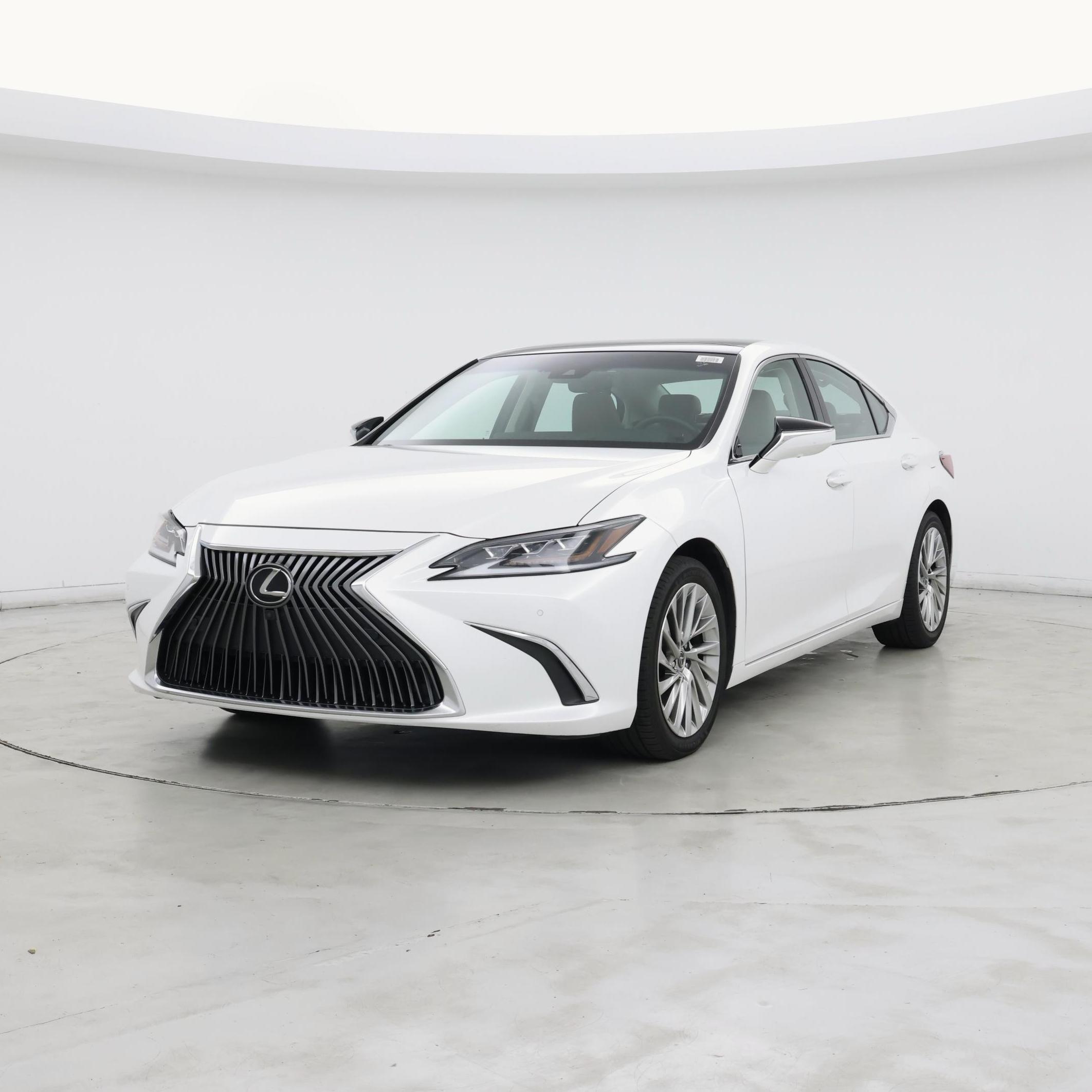 Thumbnail: 2021 Lexus ES - 4