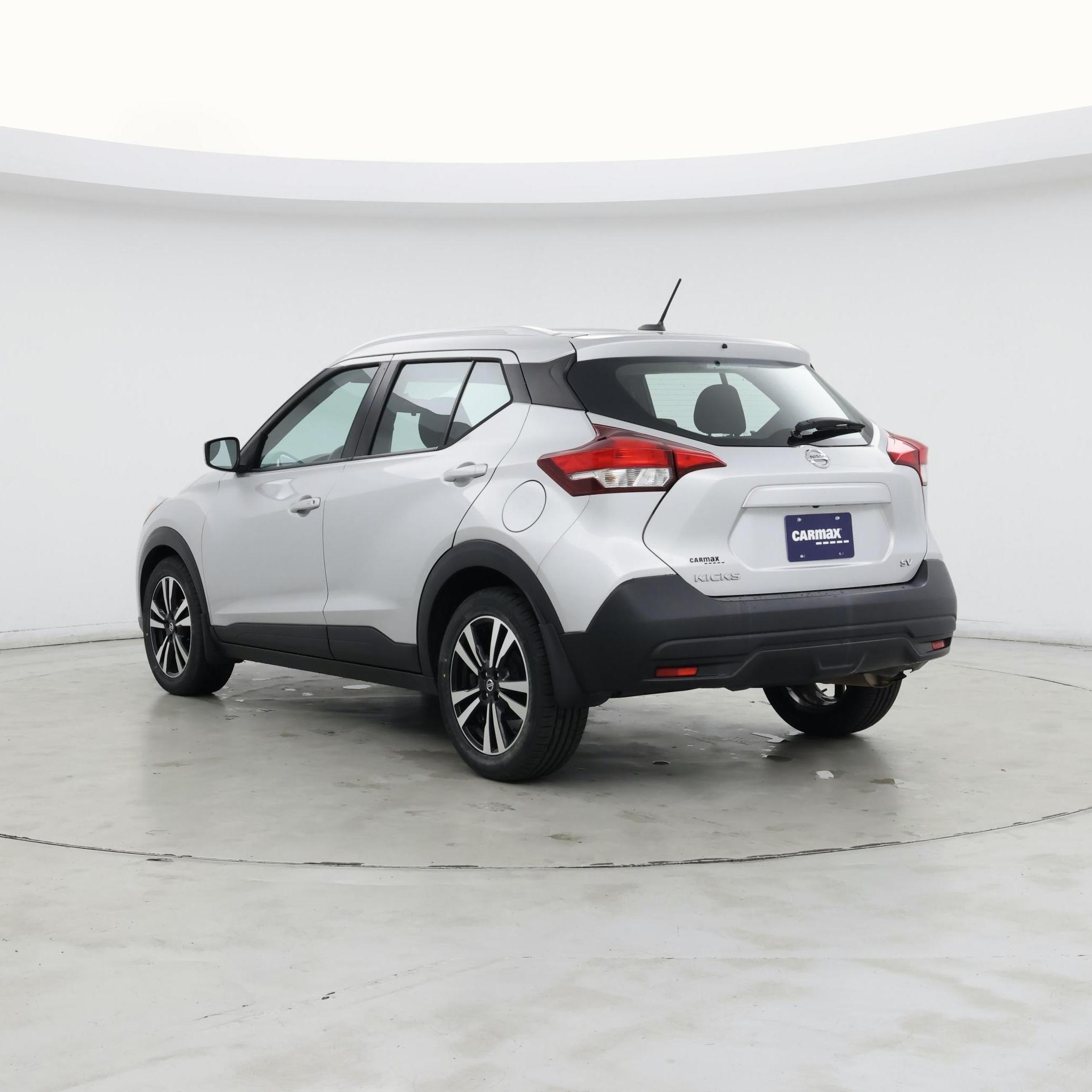 Thumbnail: 2018 Nissan Kicks - 2