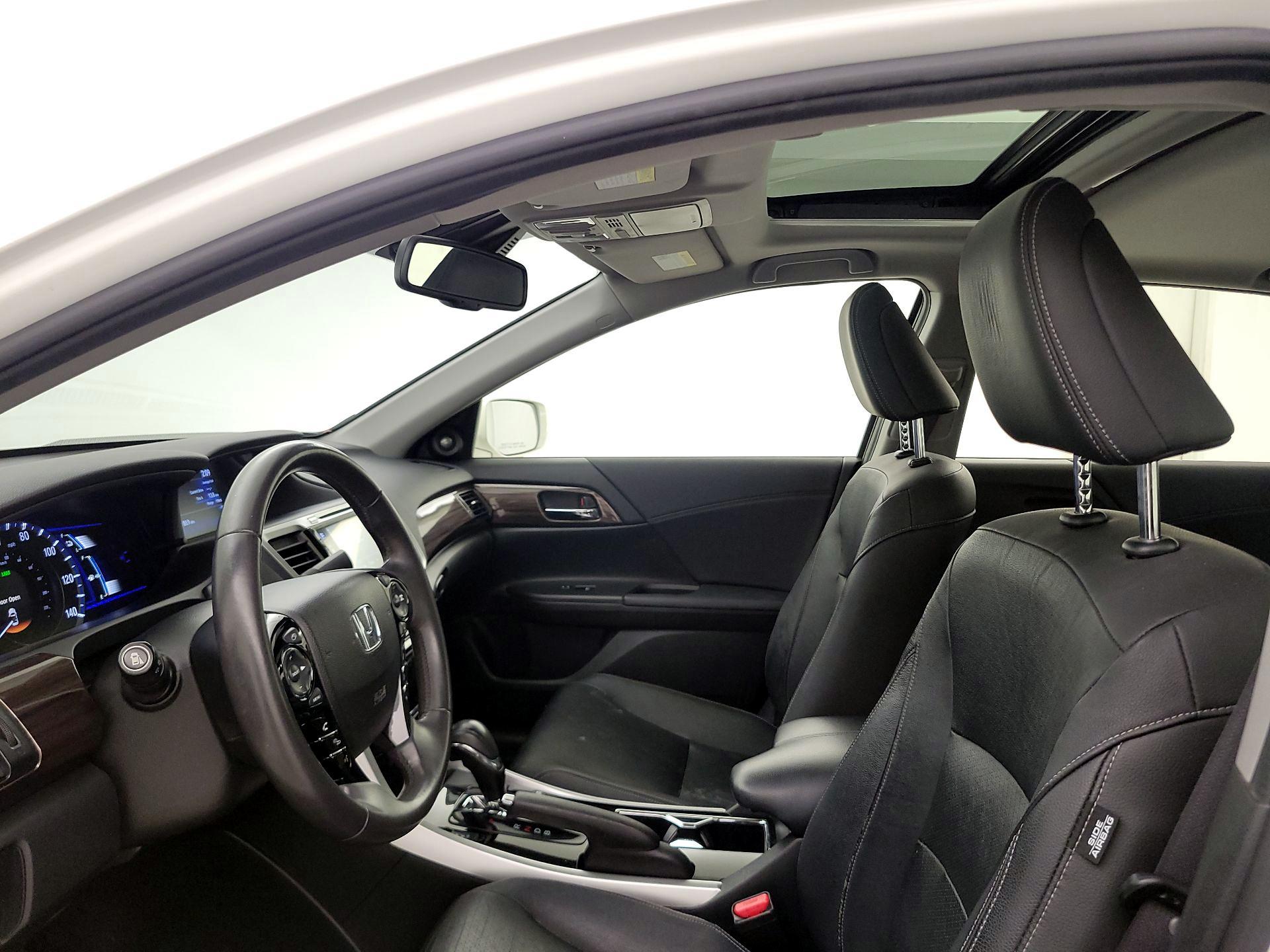 Thumbnail: 2017 Honda Accord - 19