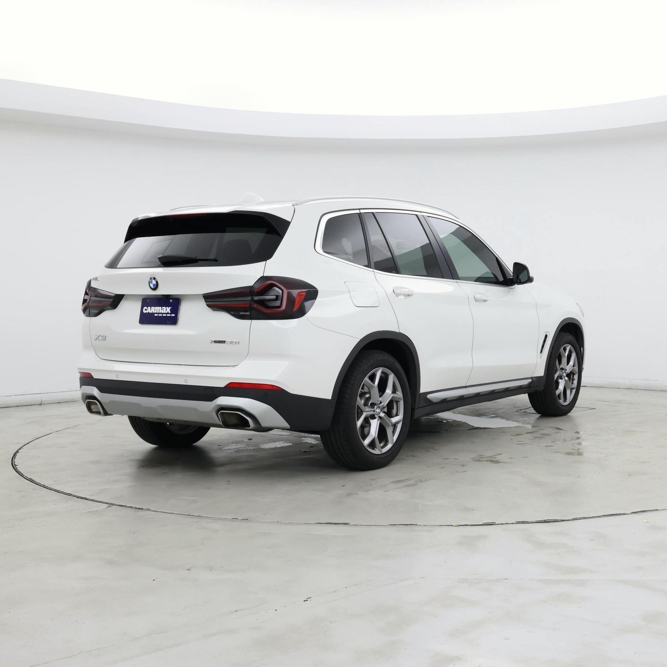 Thumbnail: 2023 BMW X3 - 8