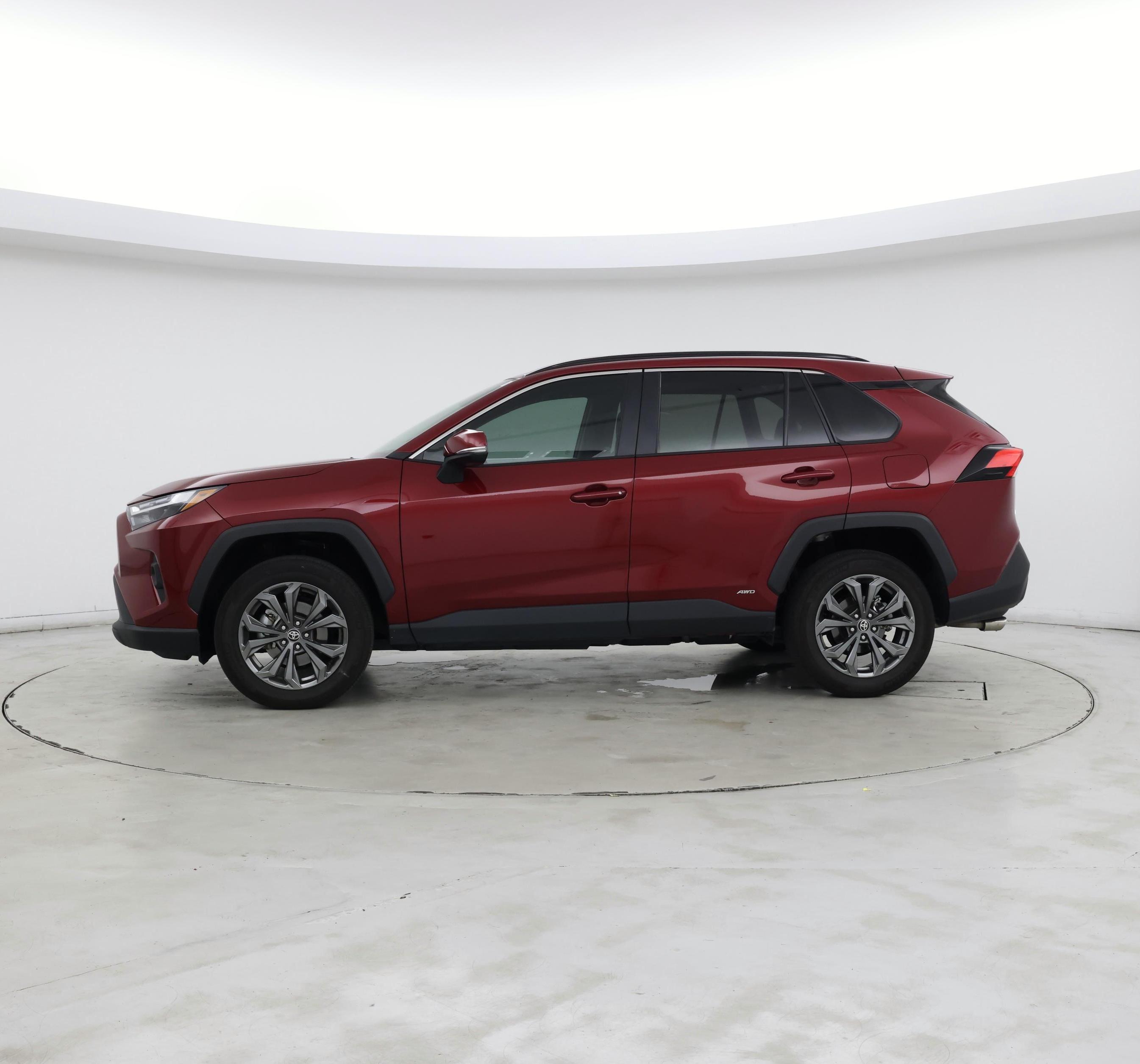 Thumbnail: 2022 Toyota RAV4 - 3
