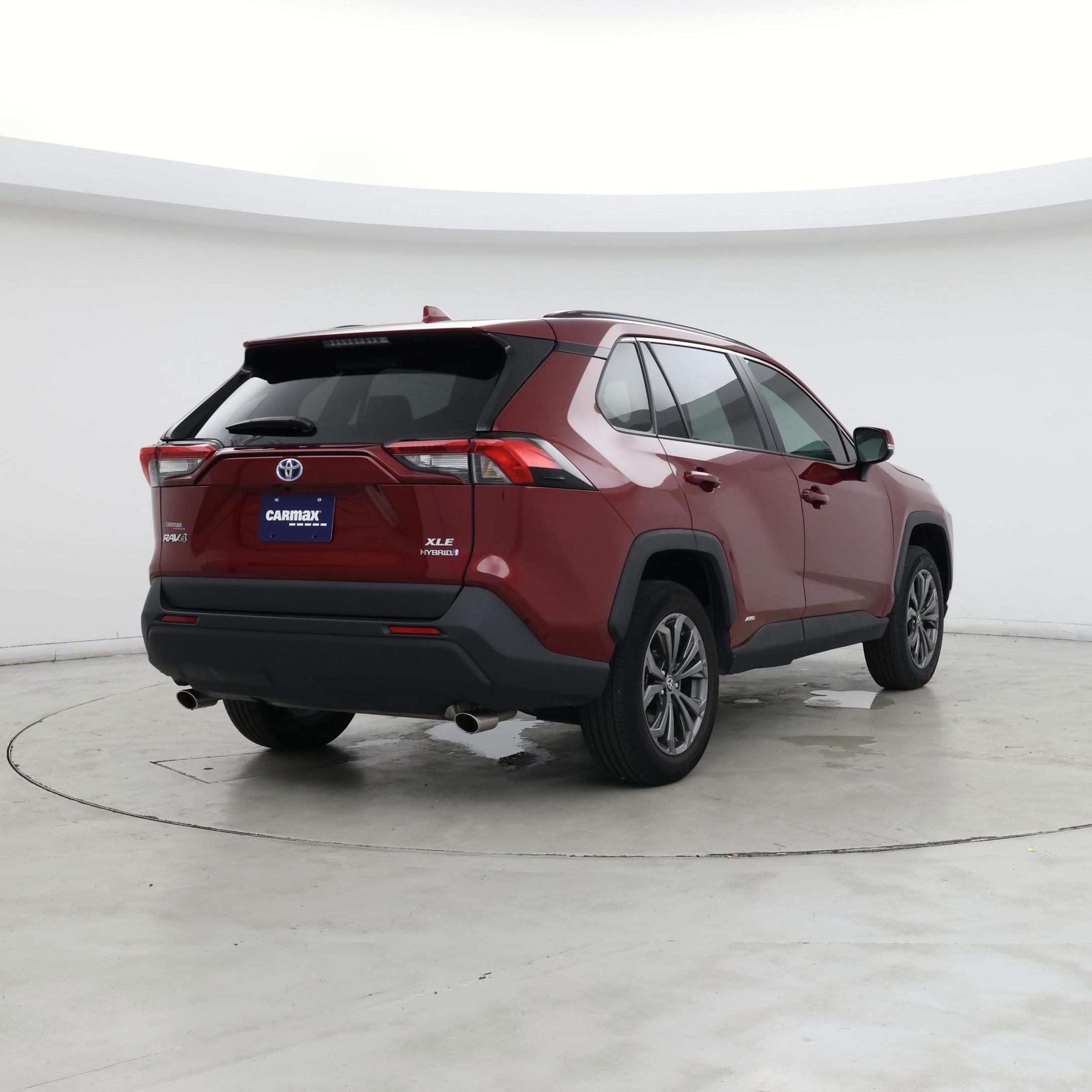 Thumbnail: 2022 Toyota RAV4 - 8