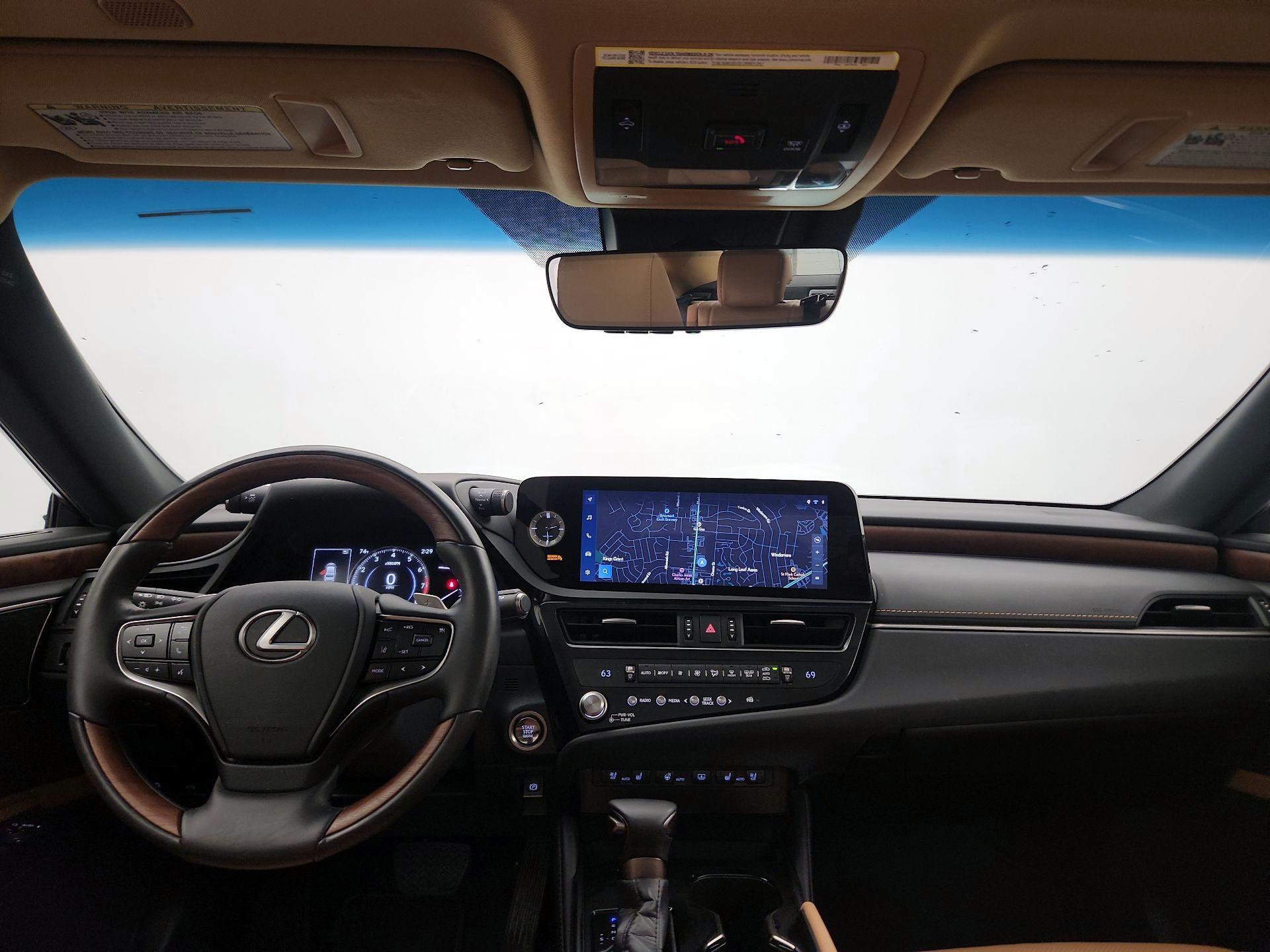 Thumbnail: 2025 Lexus ES - 9