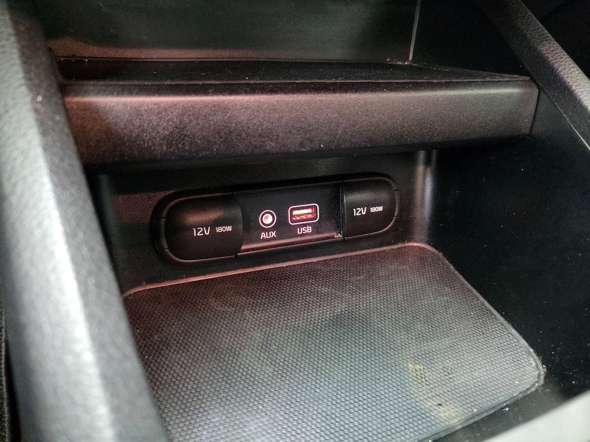 Thumbnail: 2021 Kia Forte - 18