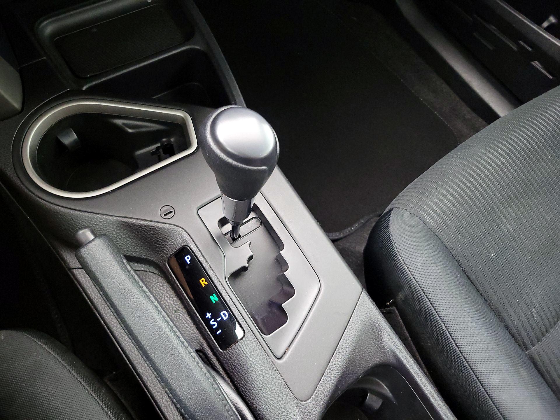 Thumbnail: 2016 Toyota RAV4 - 17