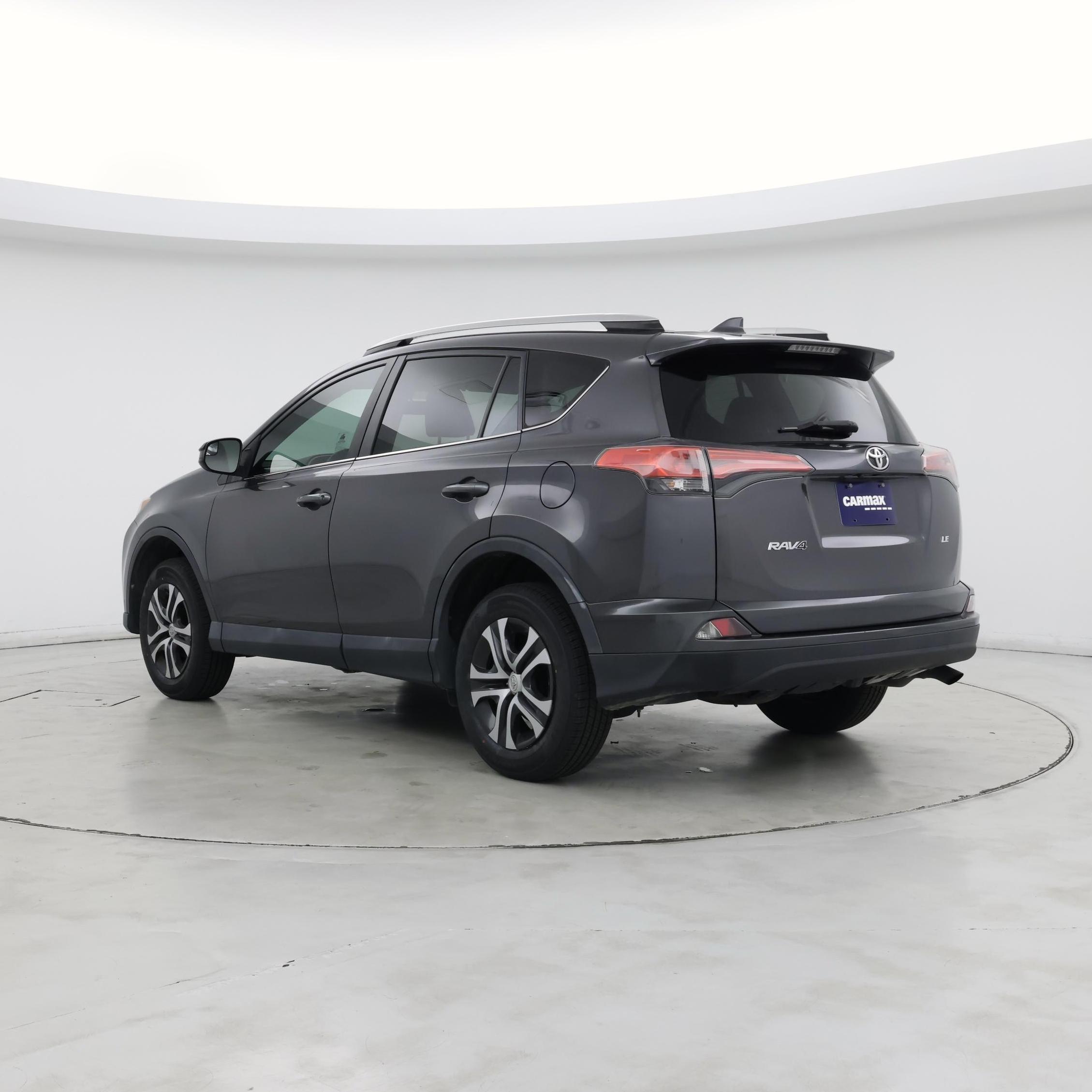 Thumbnail: 2016 Toyota RAV4 - 2