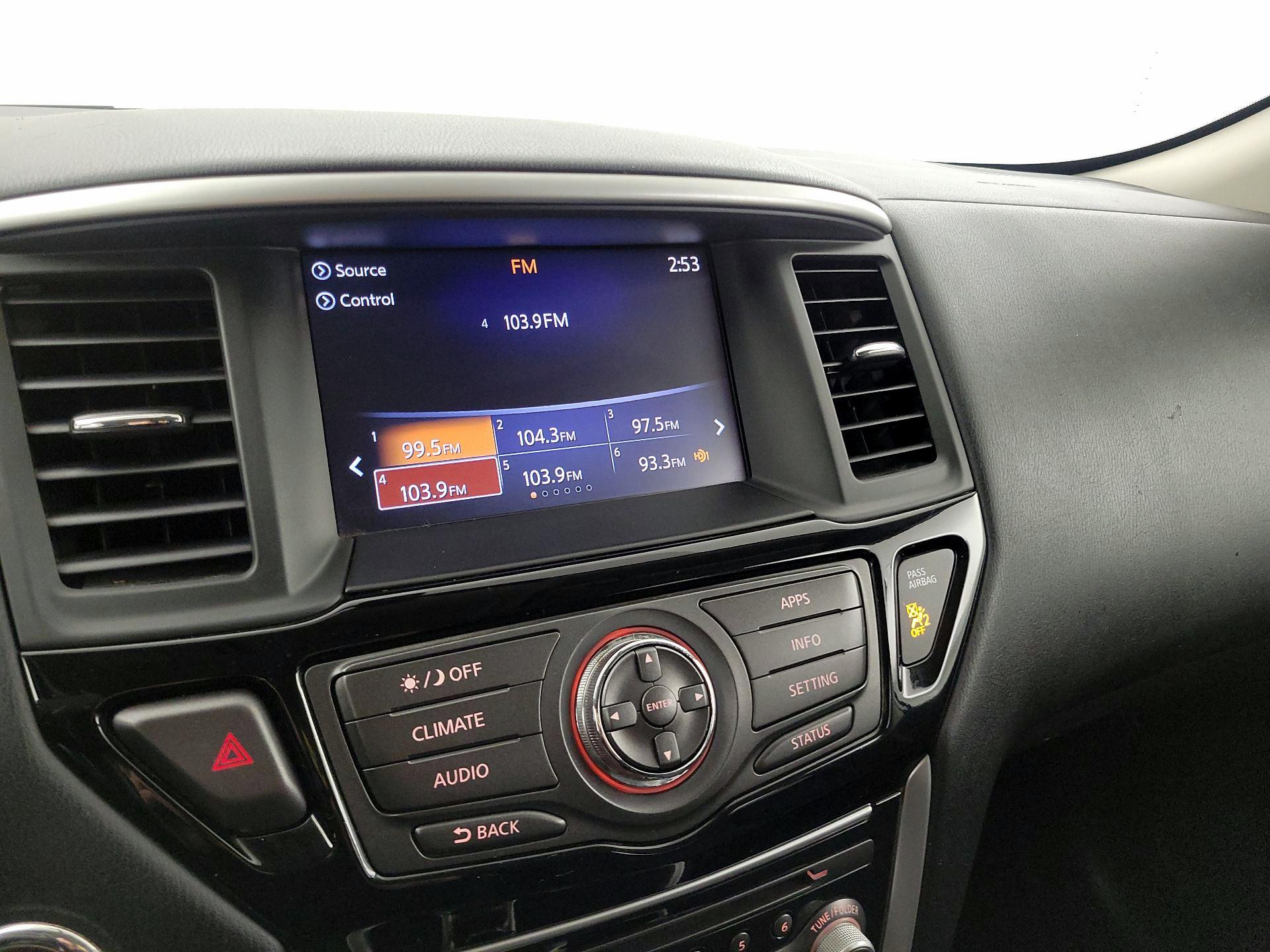 Thumbnail: 2018 Nissan Pathfinder - 15