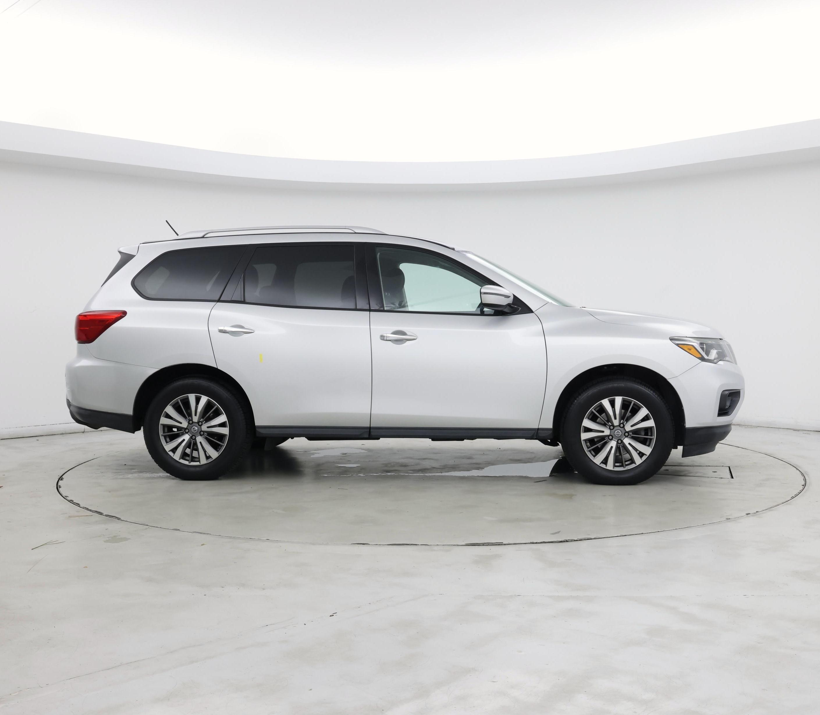 Thumbnail: 2018 Nissan Pathfinder - 7