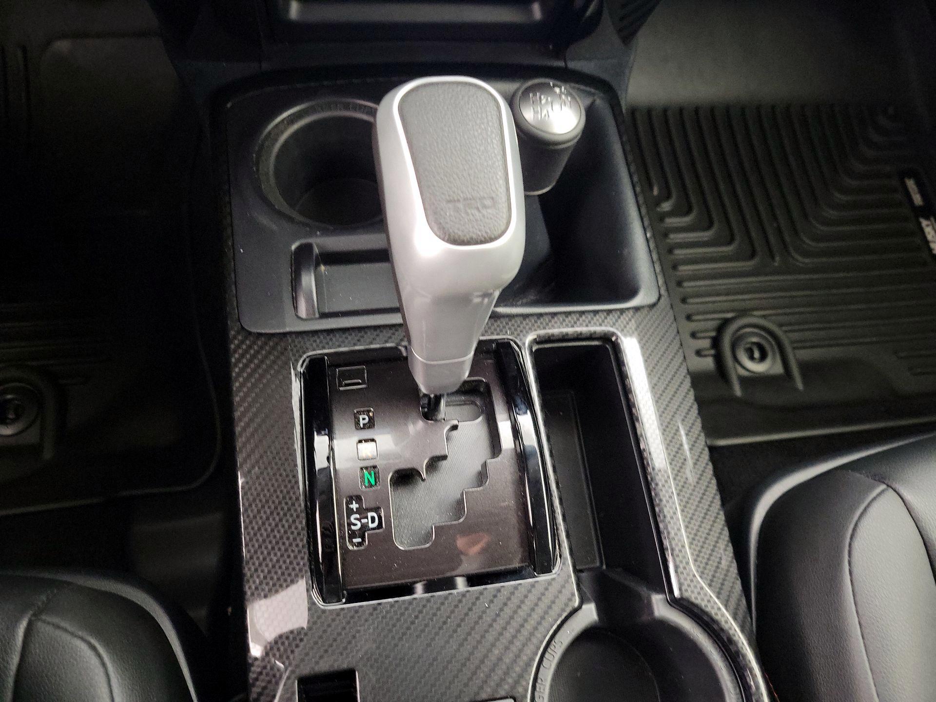 Thumbnail: 2024 Toyota 4Runner - 17