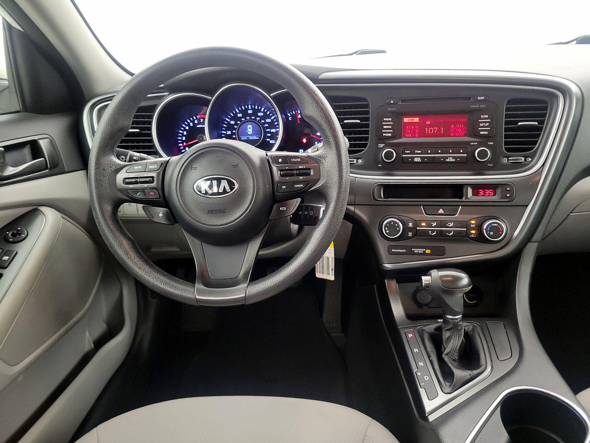 Thumbnail: 2015 Kia Optima - 10