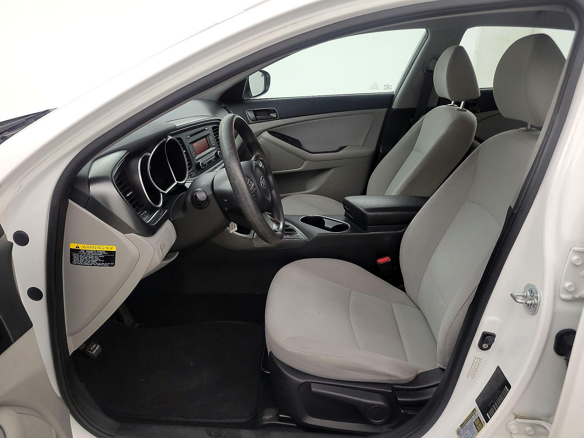 Thumbnail: 2015 Kia Optima - 11