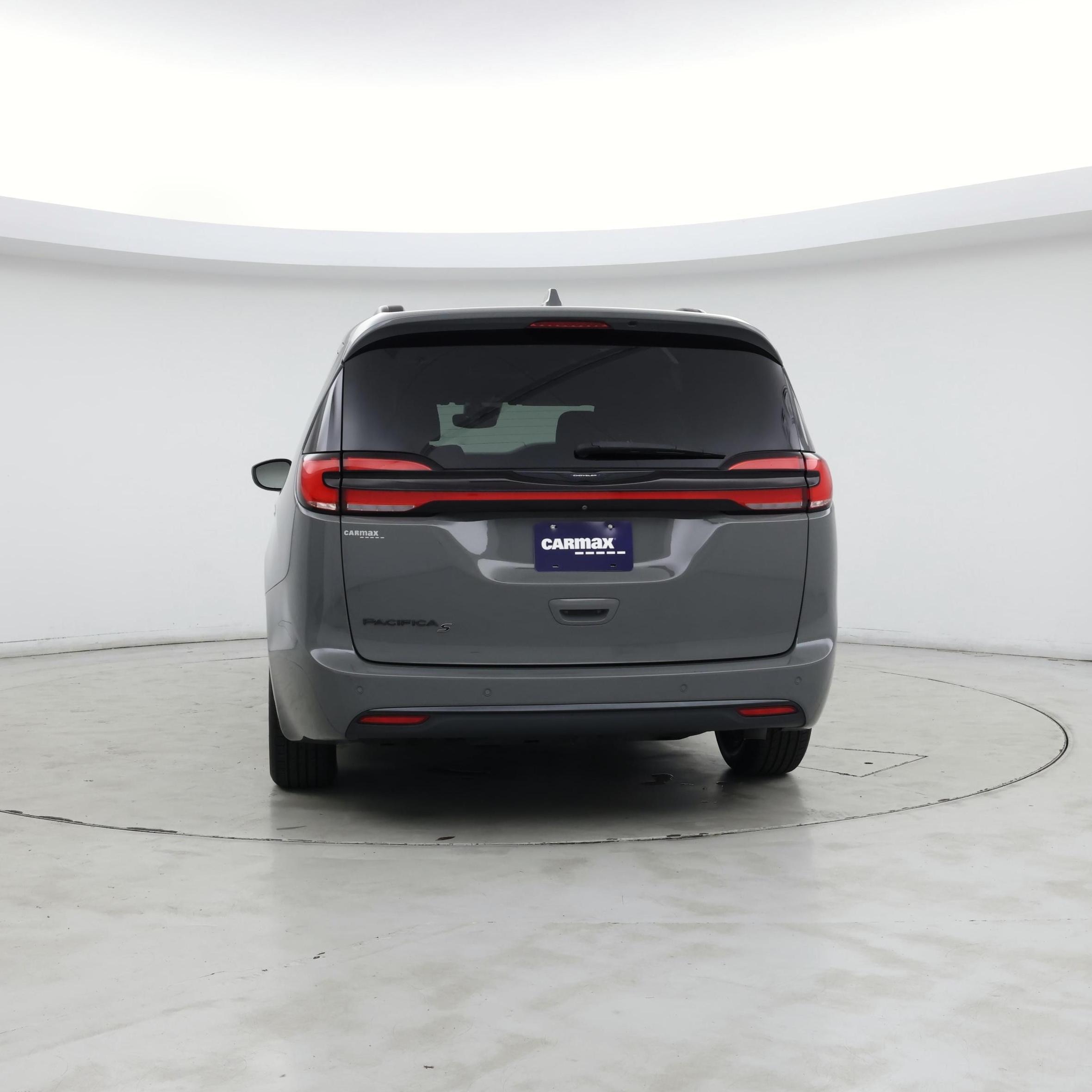 Thumbnail: 2021 Chrysler Pacifica - 6