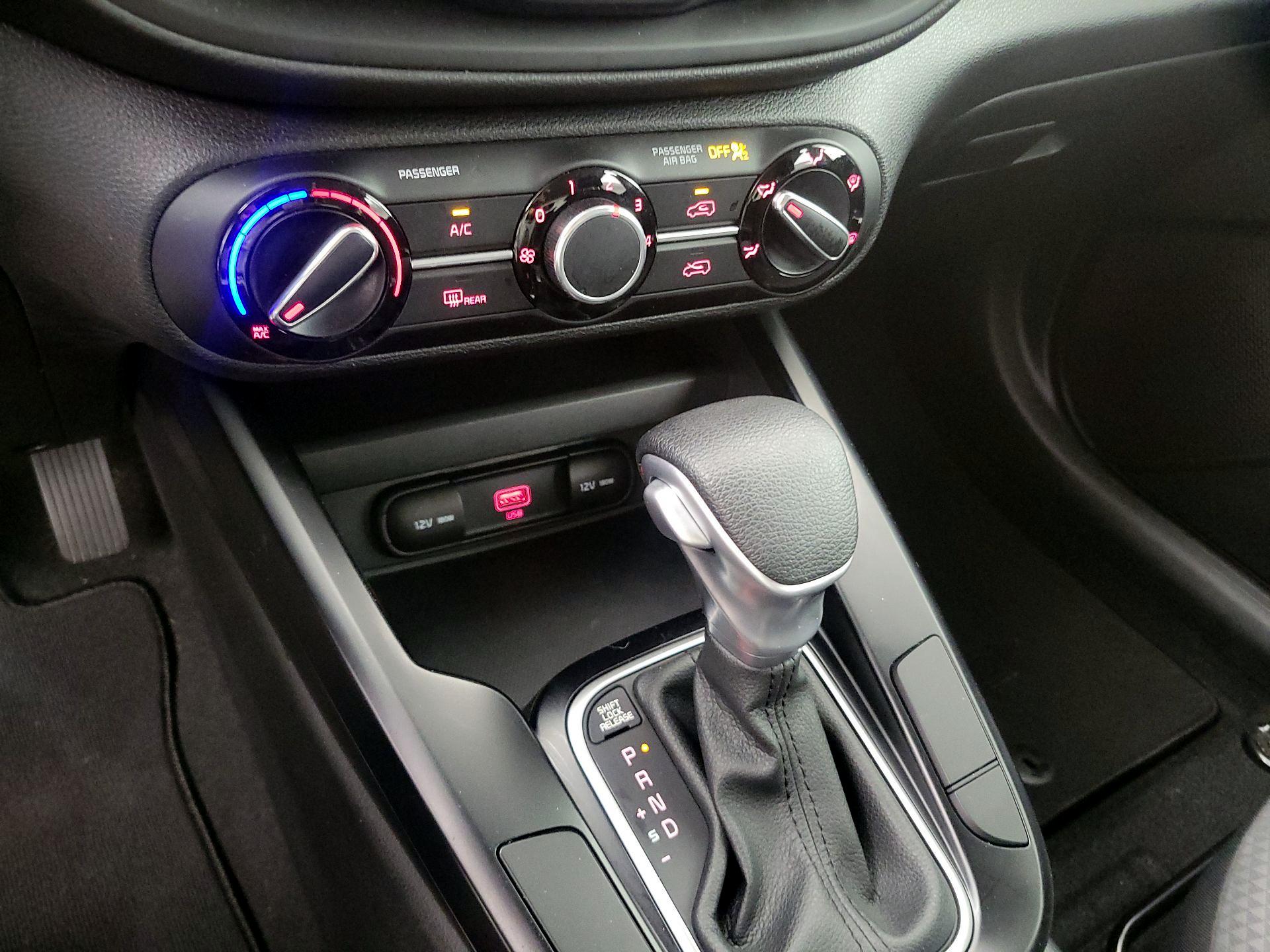 Thumbnail: 2020 Kia Soul - 16