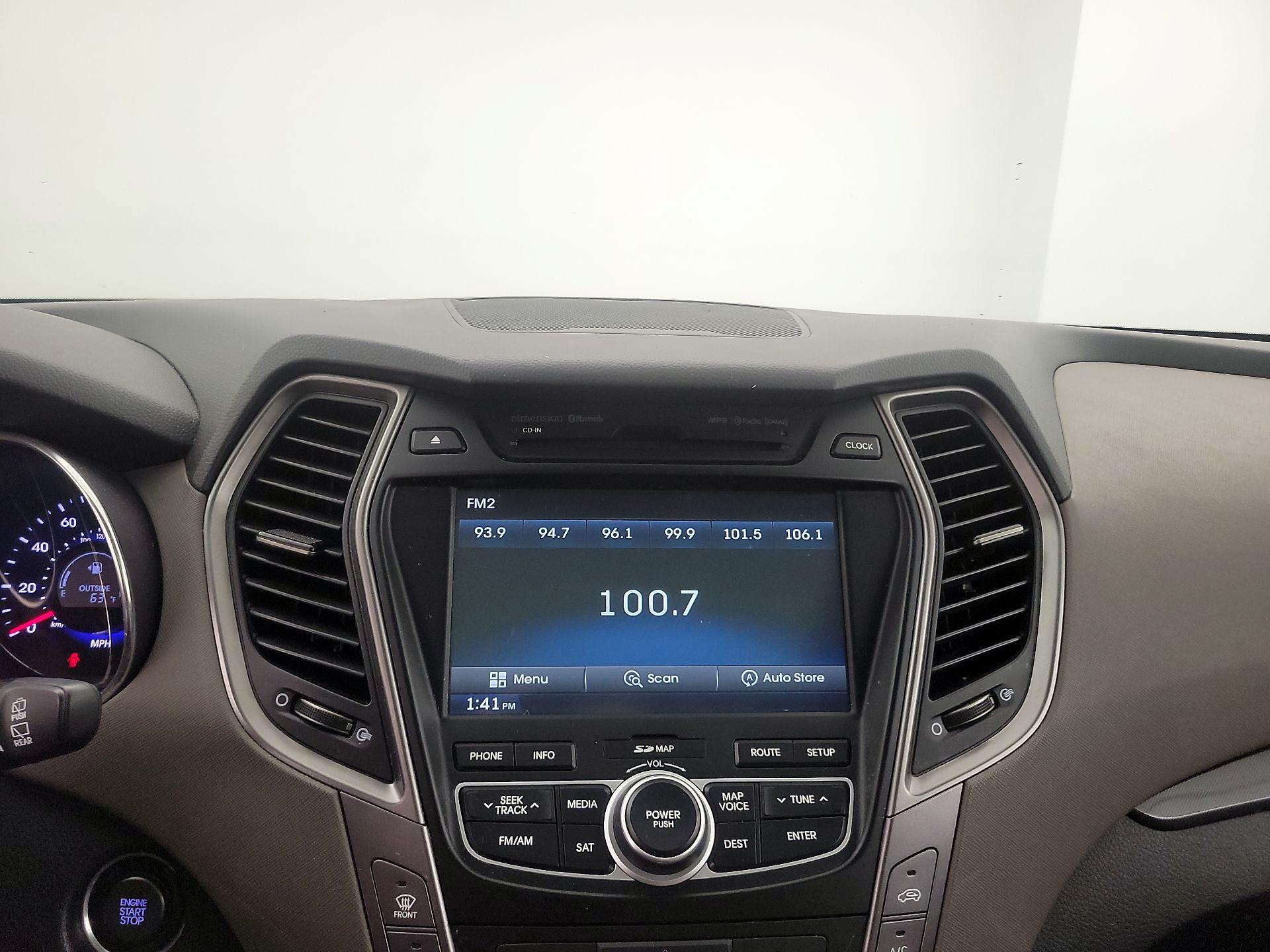 Thumbnail: 2016 Hyundai Santa Fe - 16