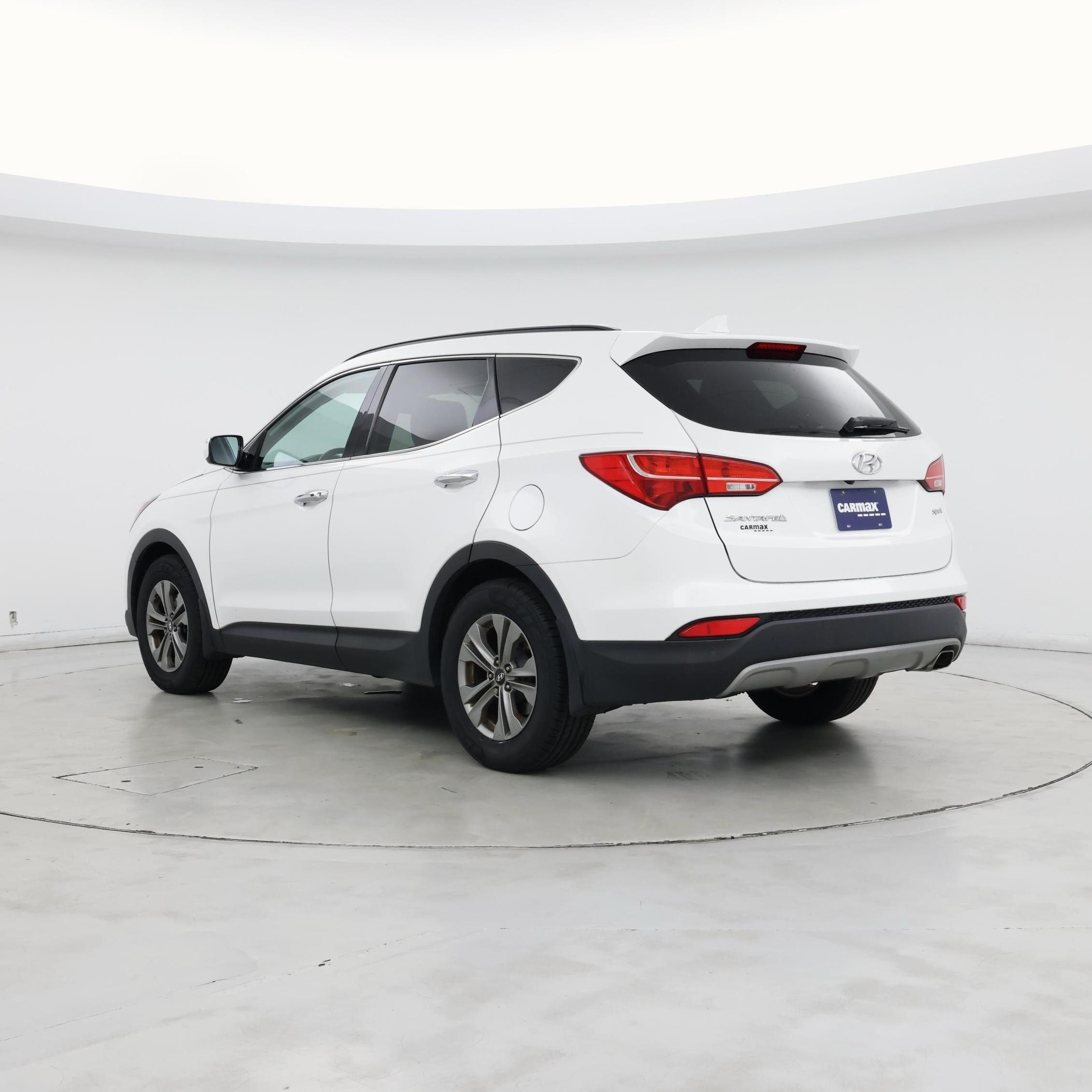 Thumbnail: 2016 Hyundai Santa Fe - 2