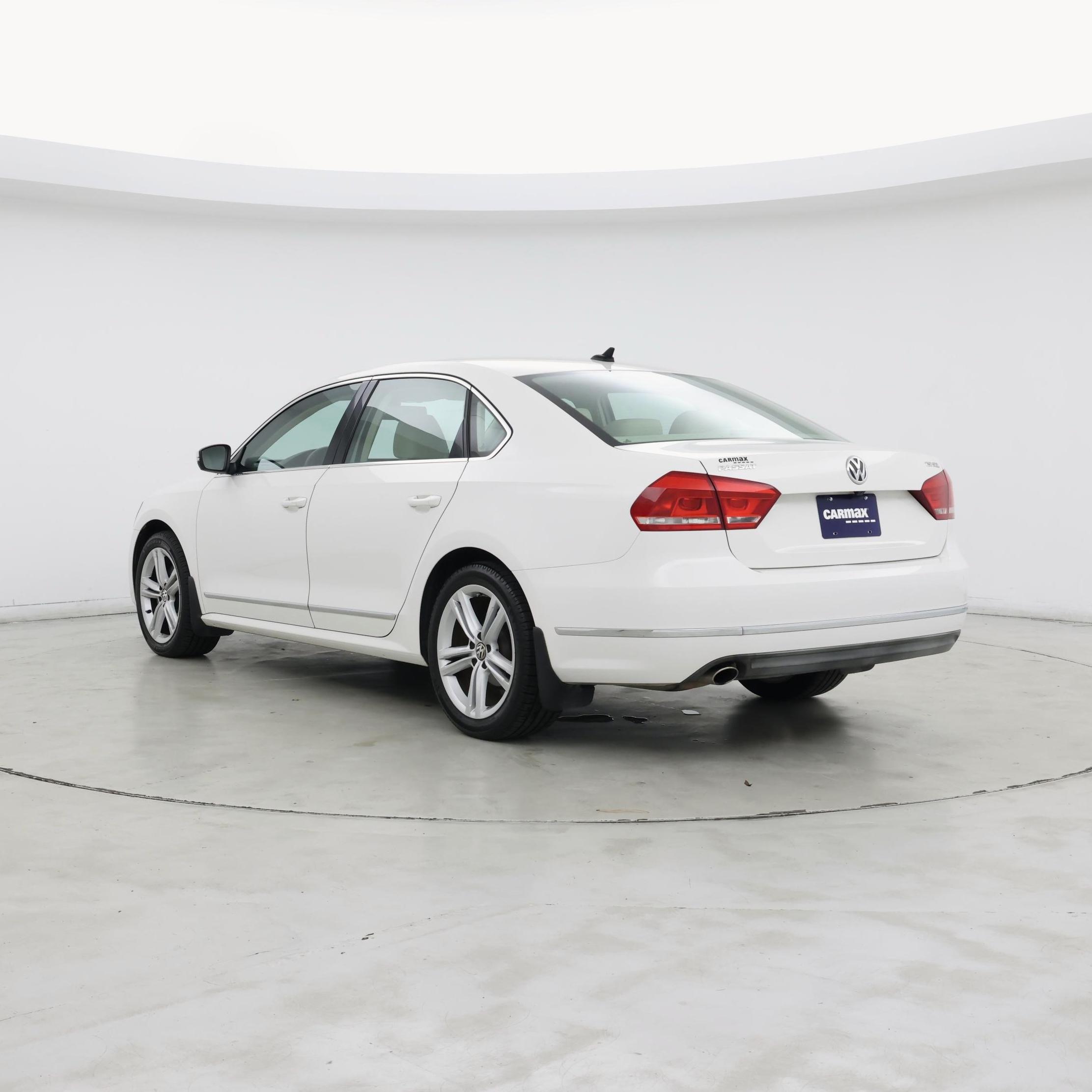 Thumbnail: 2015 Volkswagen Passat - 2